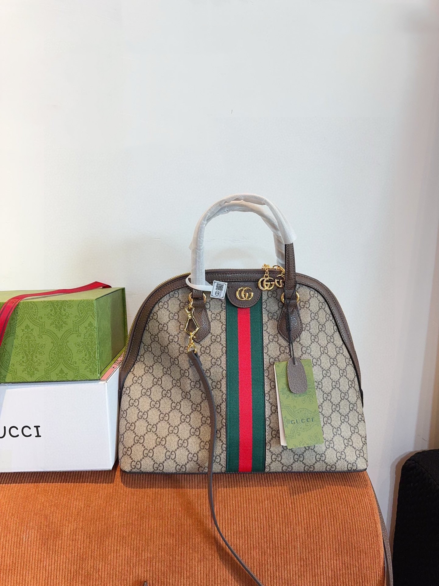 【GUCCI旗艦店】グッチ シェルバッグ ハンドバッグ★大人気-BRAND OFF