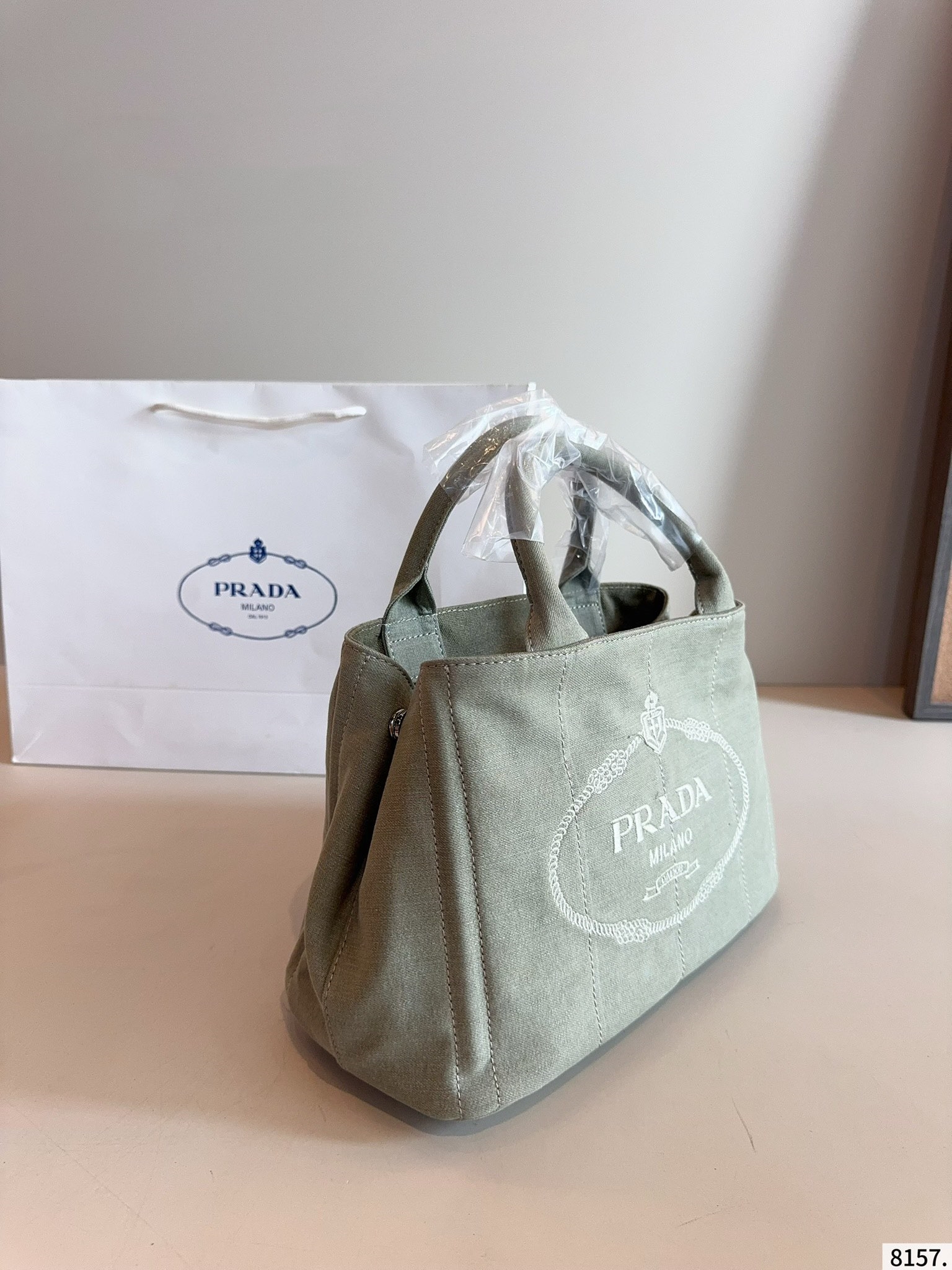 【PRADA旗艦店】プラダ ★超人気 ズックのハンドバッグ-BRAND OFF