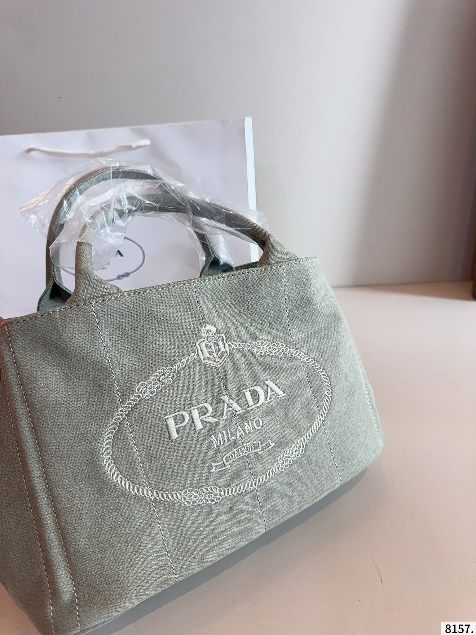 【PRADA旗艦店】プラダ ★超人気 ズックのハンドバッグ-BRAND OFF