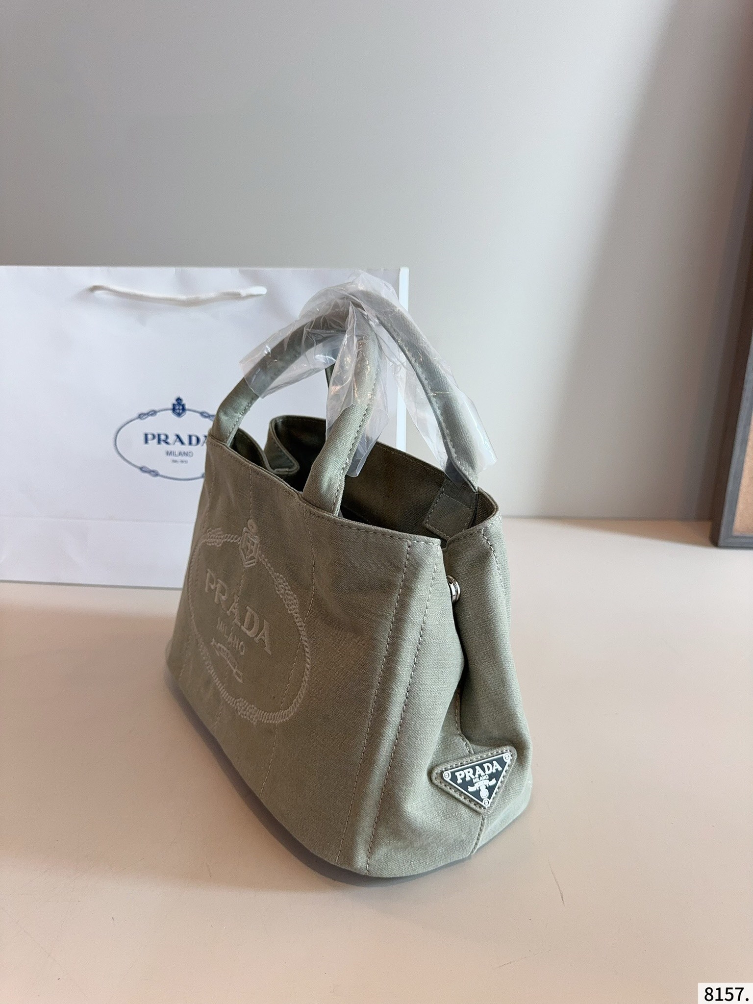 【PRADA旗艦店】プラダ ★超人気 ズックのハンドバッグ-BRAND OFF