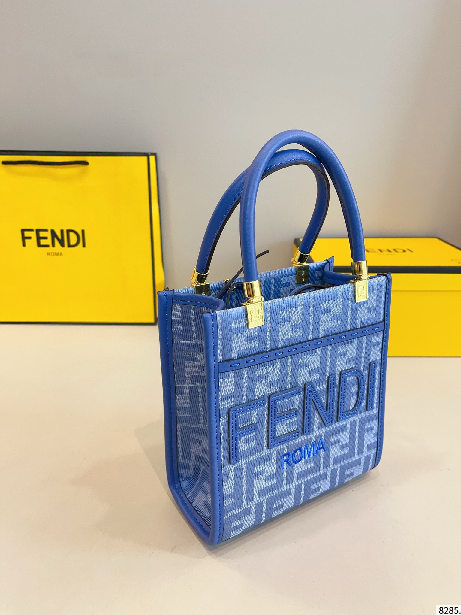 【FENDI公式旗艦店】フェンディ TETO ショルダーバッグ-BRAND OFF