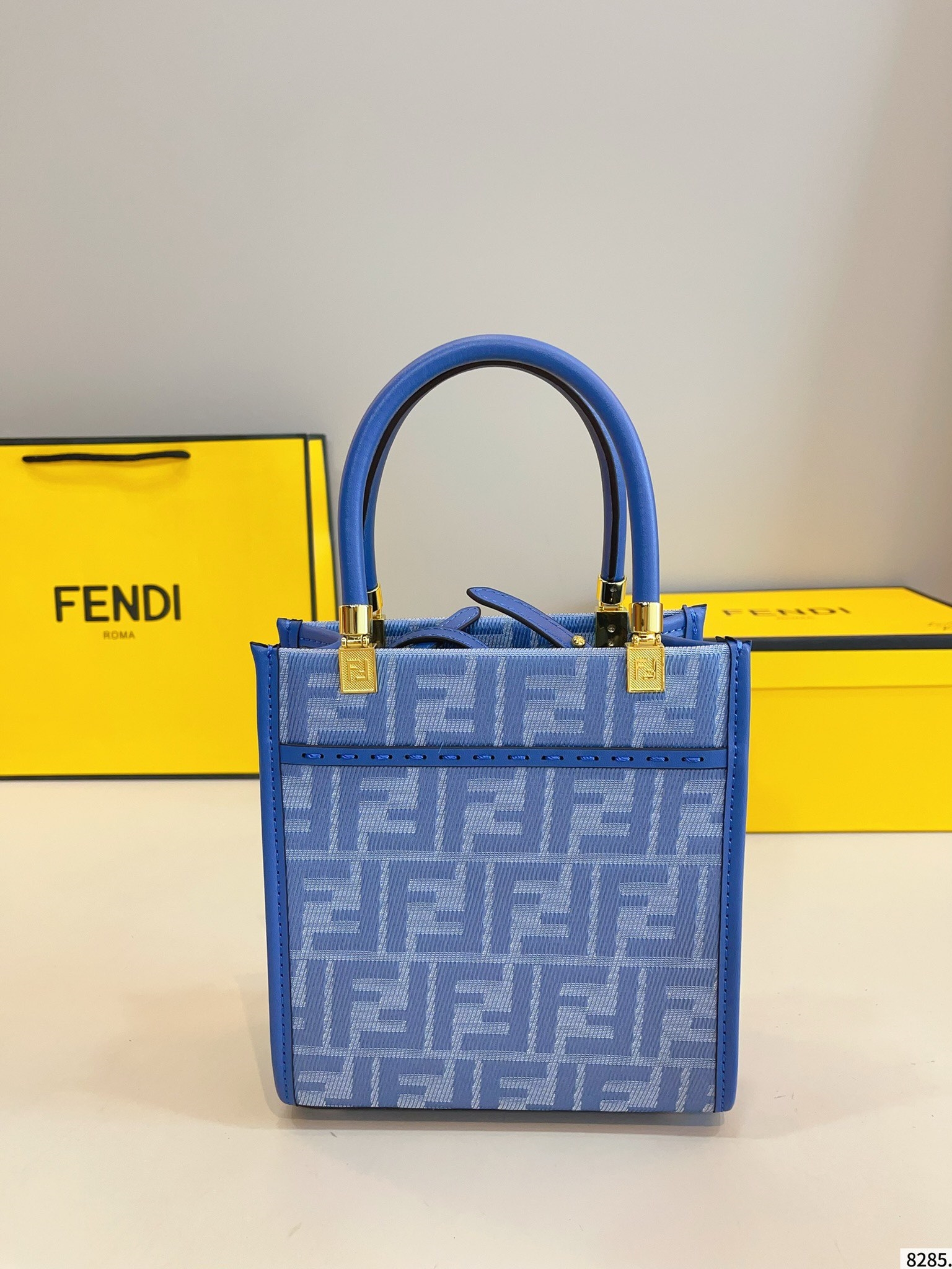 【FENDI公式旗艦店】フェンディ TETO ショルダーバッグ-BRAND OFF