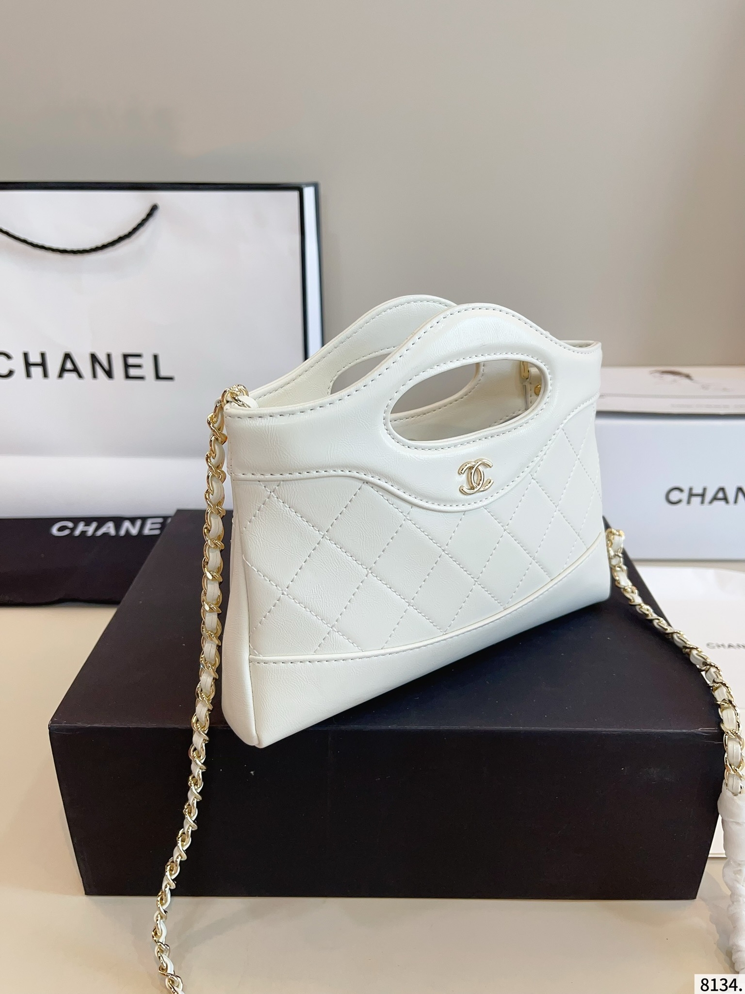 【CHANEL旗艦店】シャネル NANO ショルダーバッグ-BRAND OFF