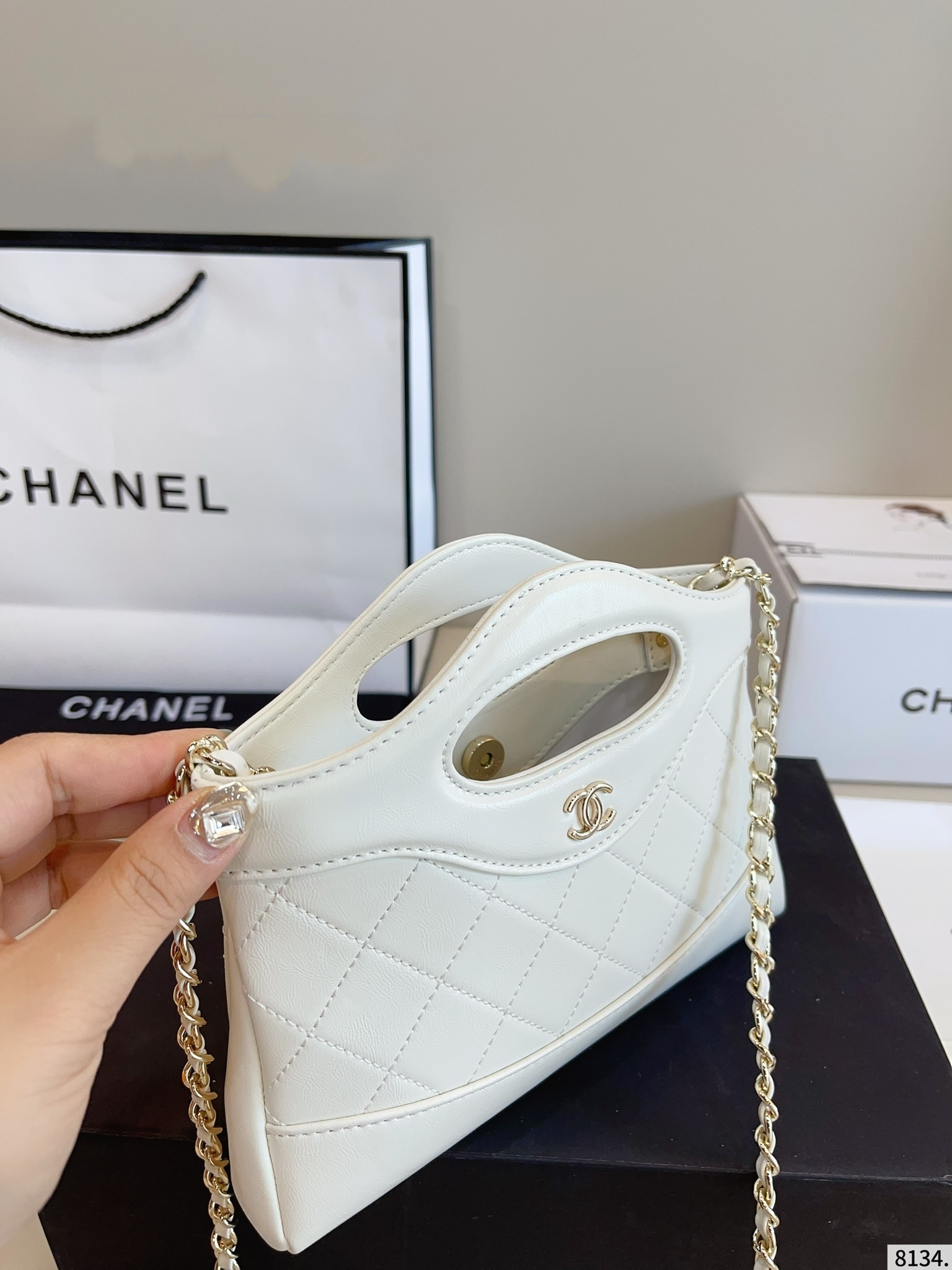 【CHANEL旗艦店】シャネル NANO ショルダーバッグ-BRAND OFF