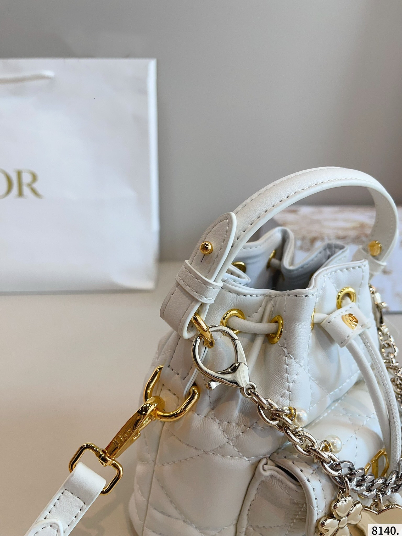 【DIOR公式旗艦店】ディオール caro 新しいバケツバッグ-BRAND OFF