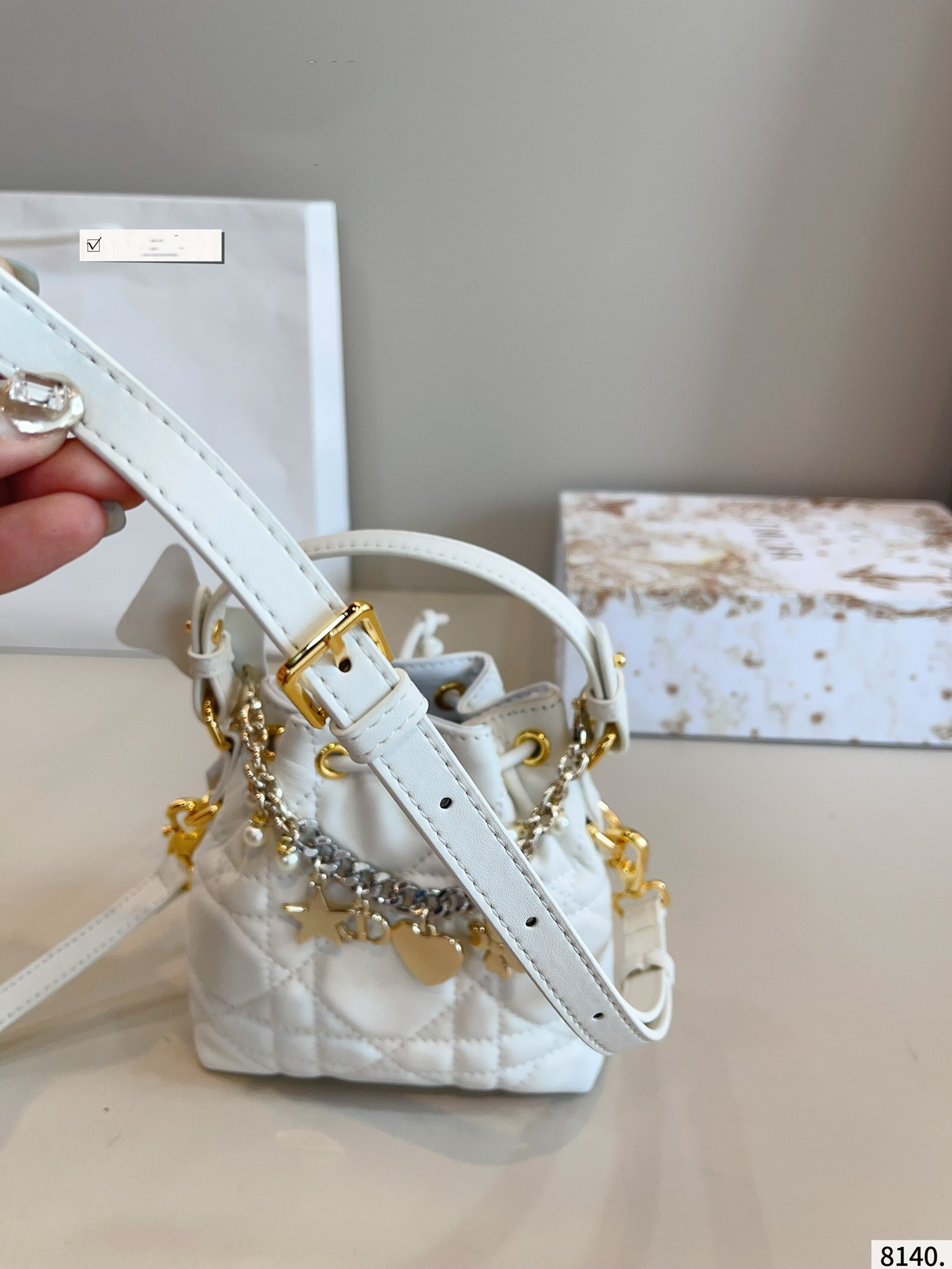 【DIOR公式旗艦店】ディオール caro 新しいバケツバッグ-BRAND OFF