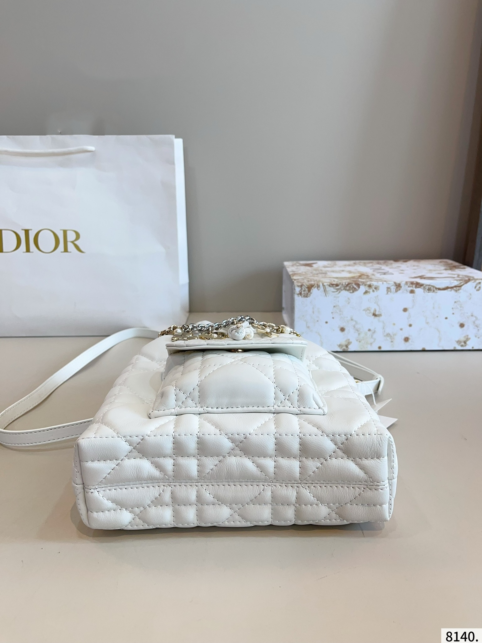 【DIOR公式旗艦店】ディオール caro 新しいバケツバッグ-BRAND OFF