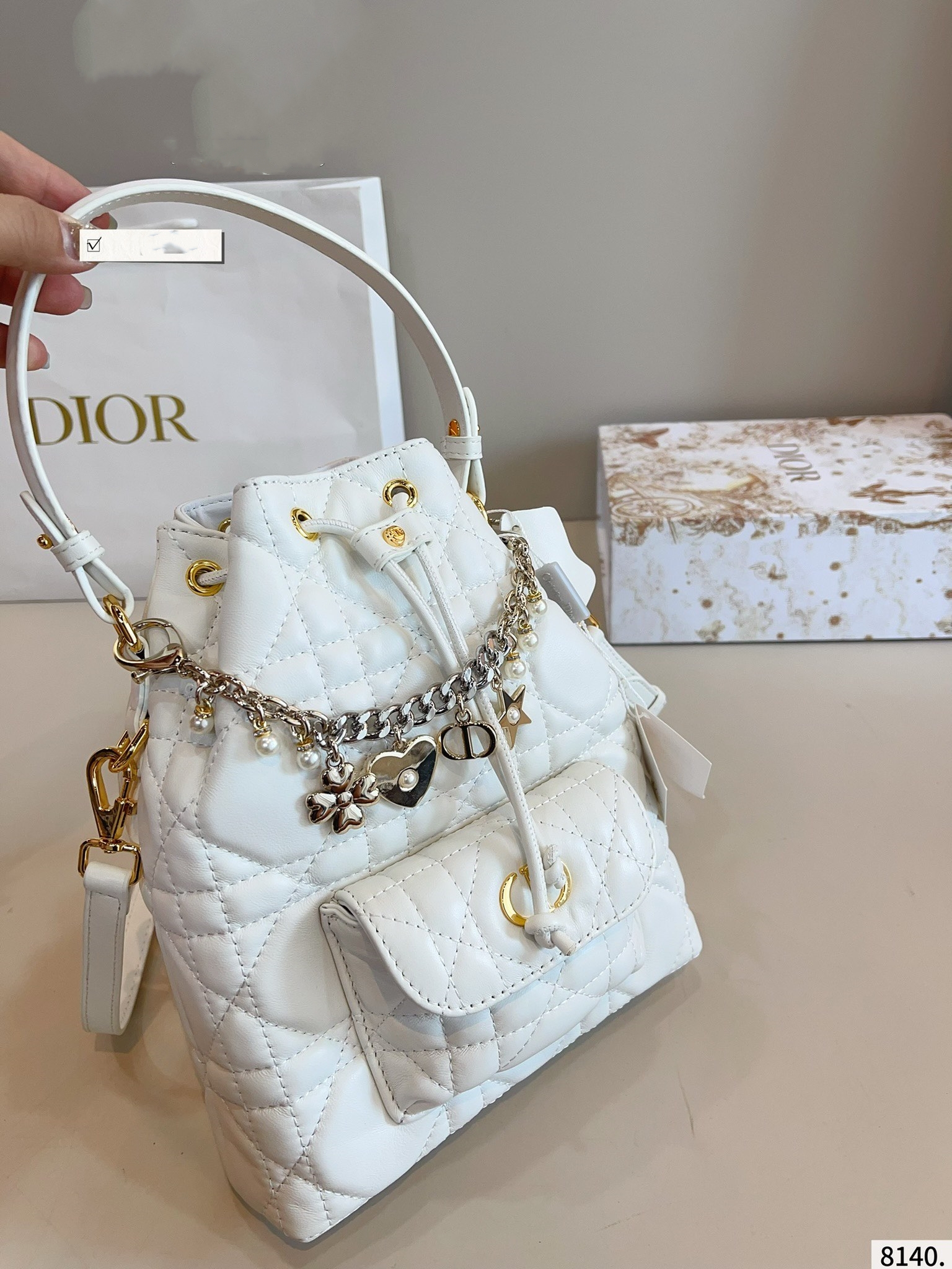 【DIOR公式旗艦店】ディオール caro 新しいバケツバッグ-BRAND OFF