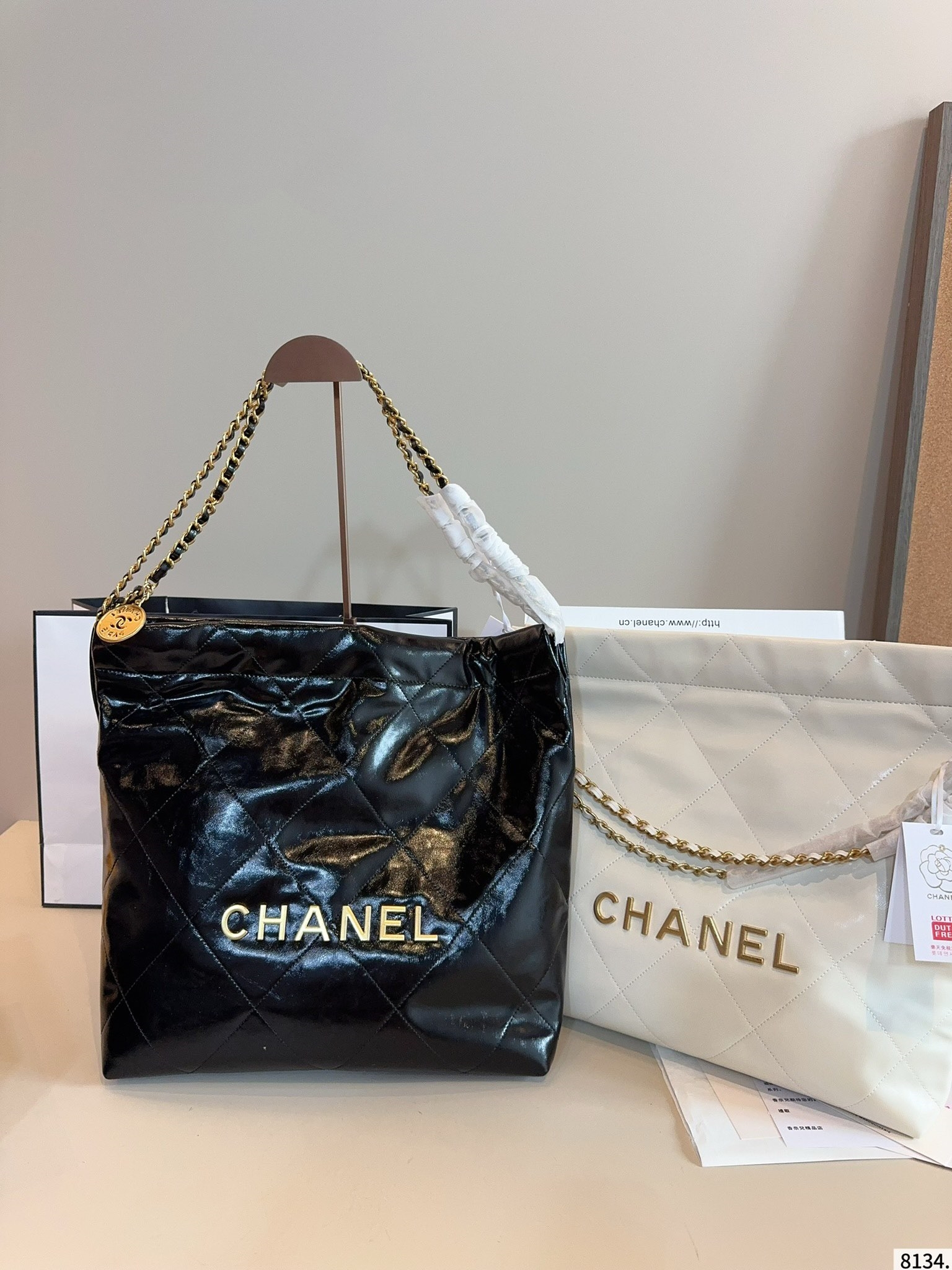 【CHANEL旗艦店】シャネル ★大人気 金貨bag ショルダーバッグ-BRAND OFF