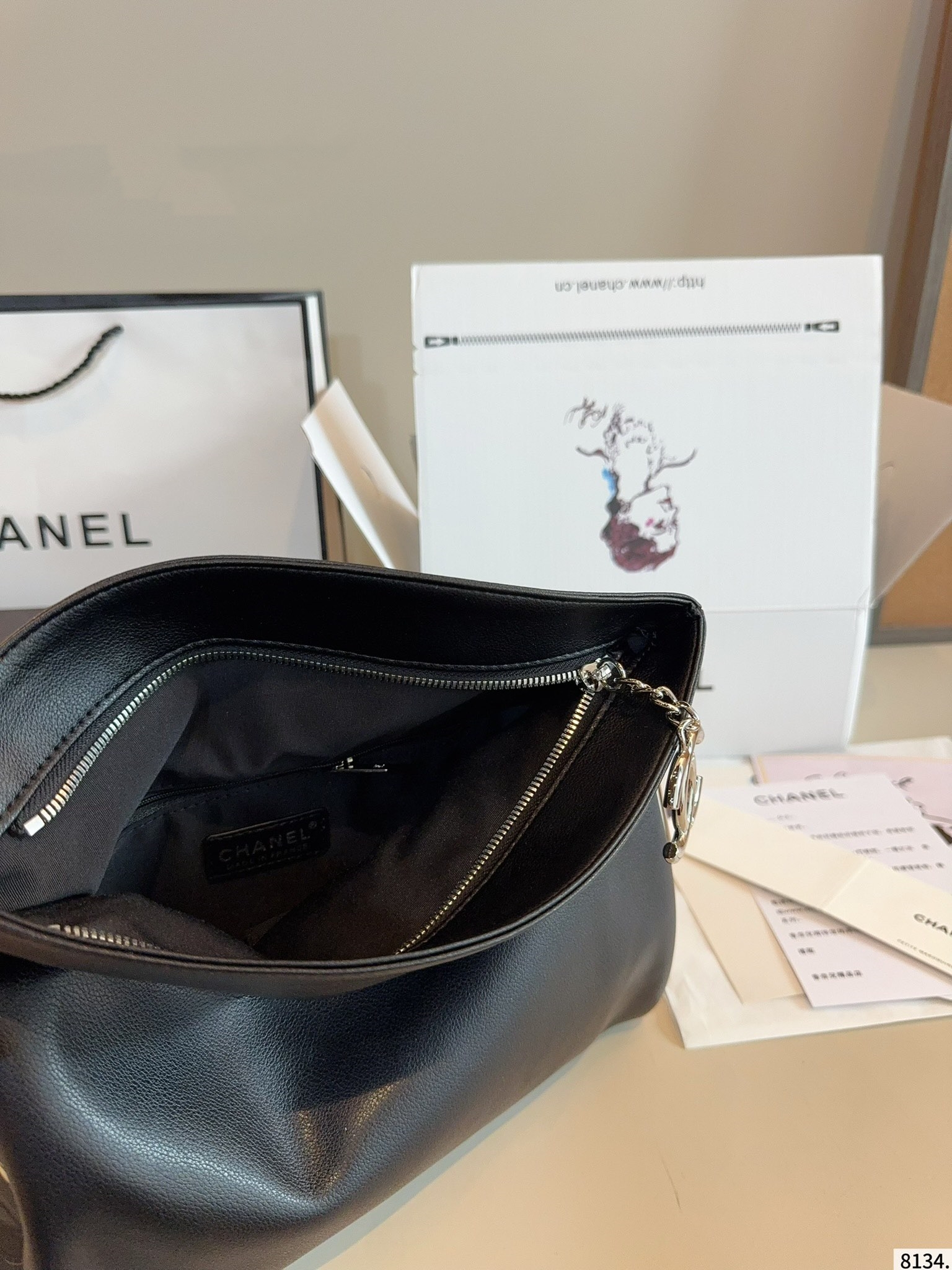 【CHANEL旗艦店】シャネル ★大人気 ショルダーバッグ-BRAND OFF