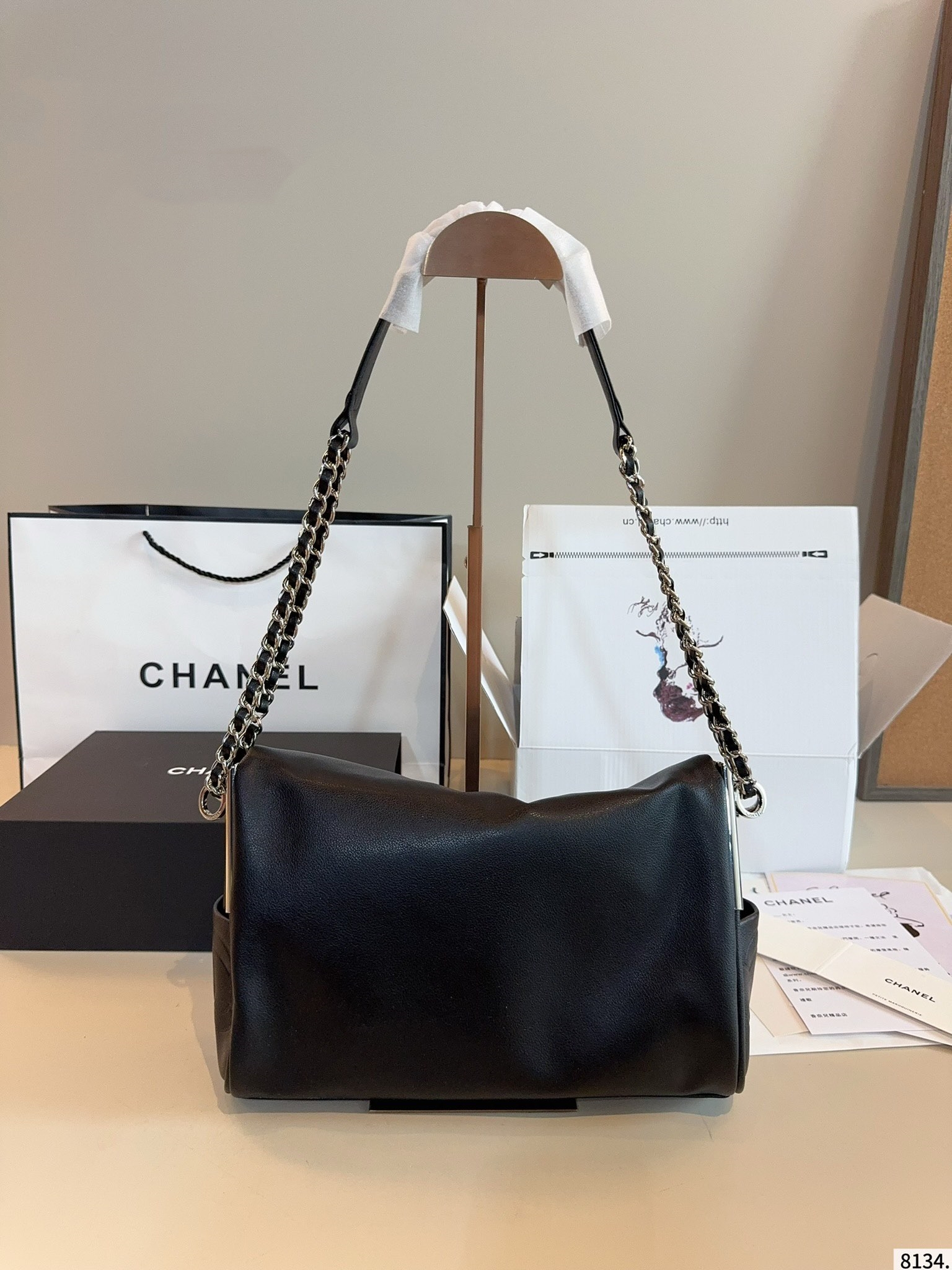 【CHANEL旗艦店】シャネル ★大人気 ショルダーバッグ-BRAND OFF