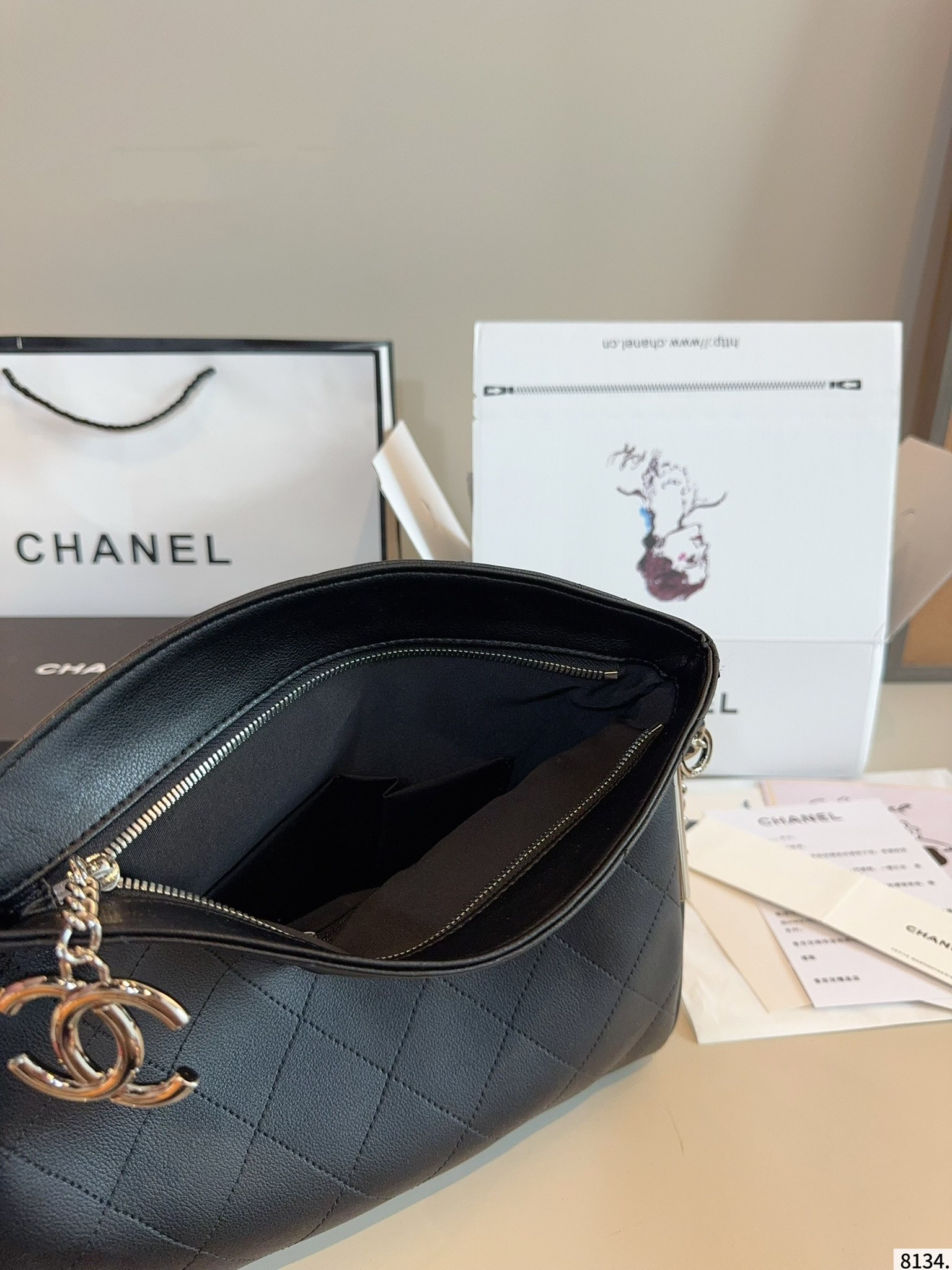 【CHANEL旗艦店】シャネル ★大人気 ショルダーバッグ-BRAND OFF