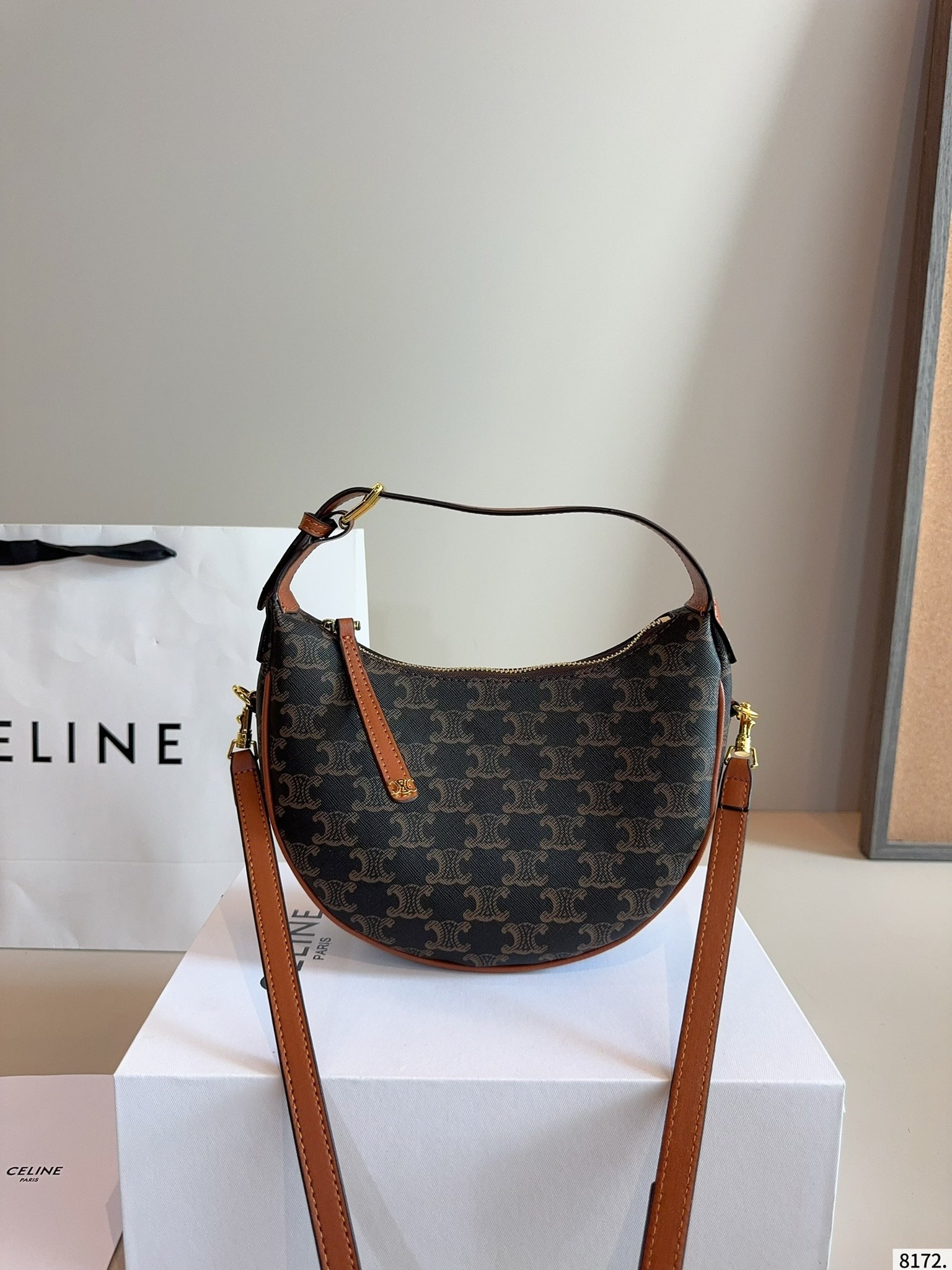 【CELINE公式旗艦店】セリーヌ わきバッグ ショルダーバッグ-BRAND OFF