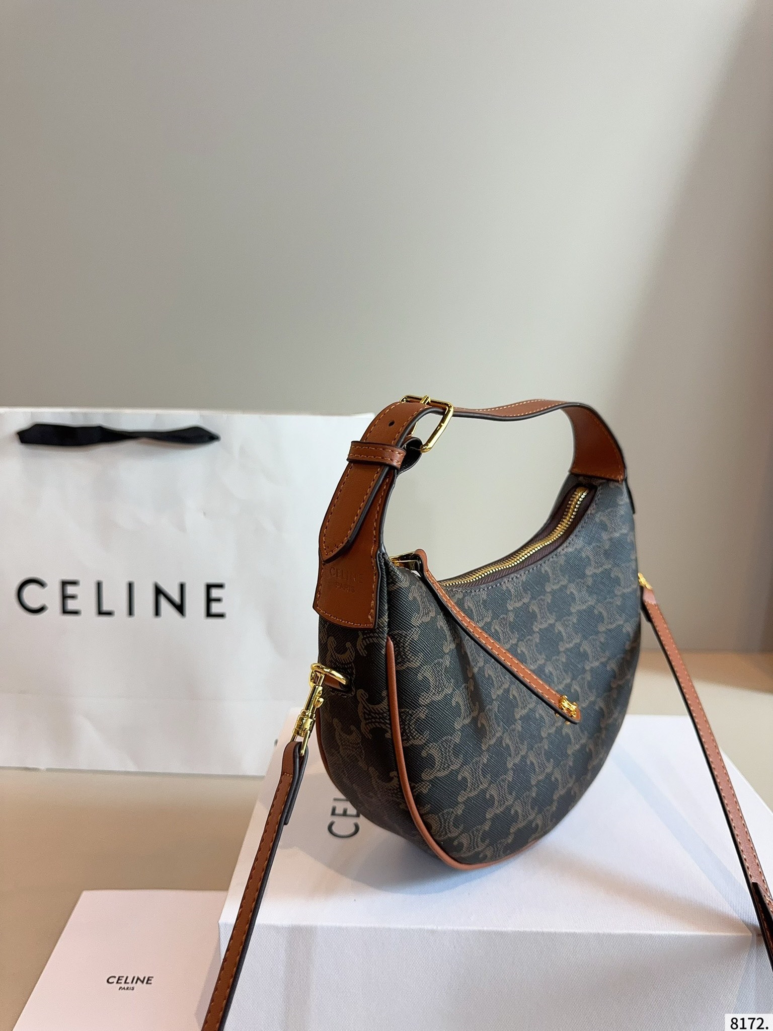 【CELINE公式旗艦店】セリーヌ わきバッグ ショルダーバッグ-BRAND OFF