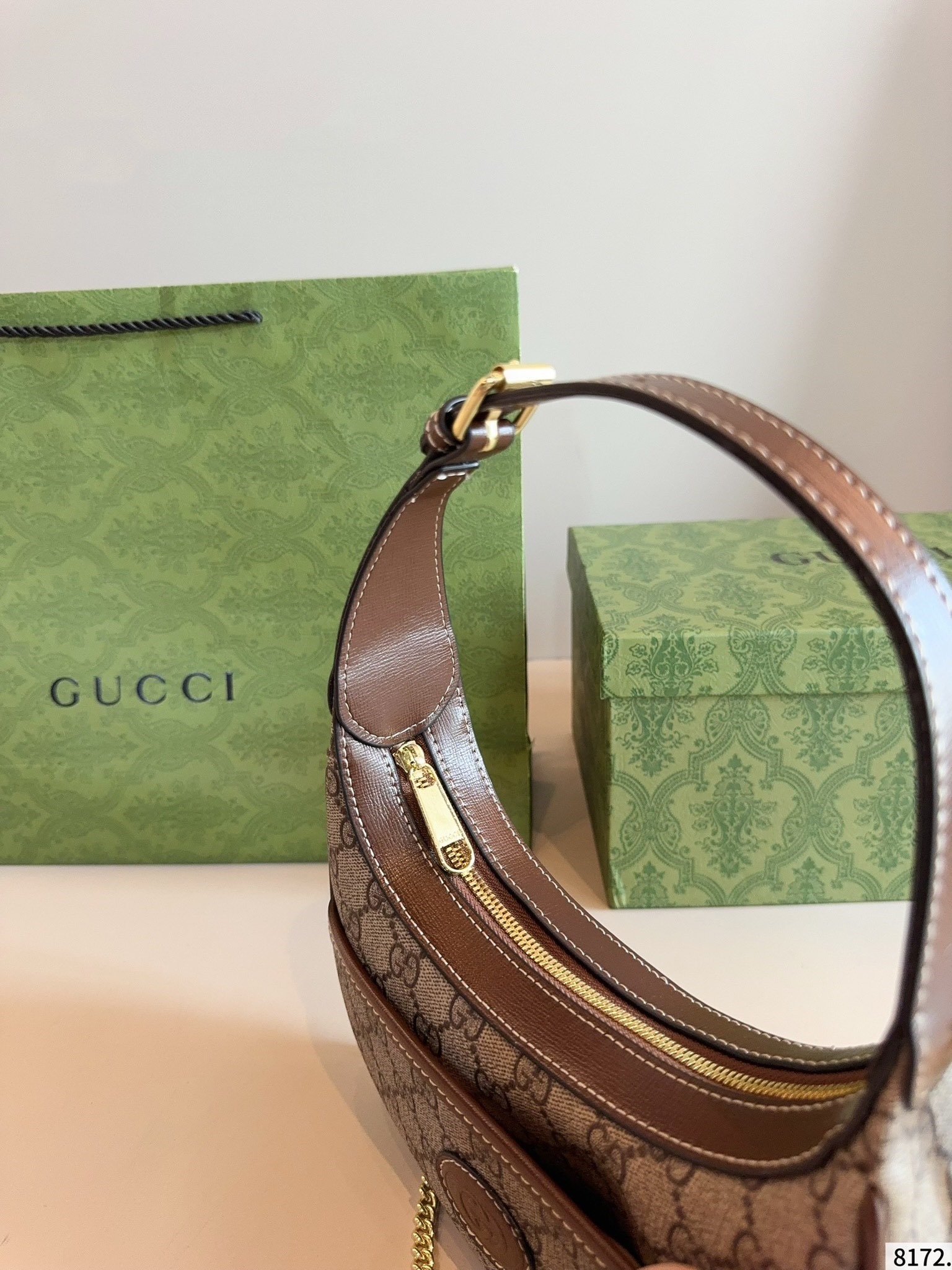 【GUCCI公式旗艦店】グッチ ★大人気 Marmont ハンドバッグ-BRAND OFF