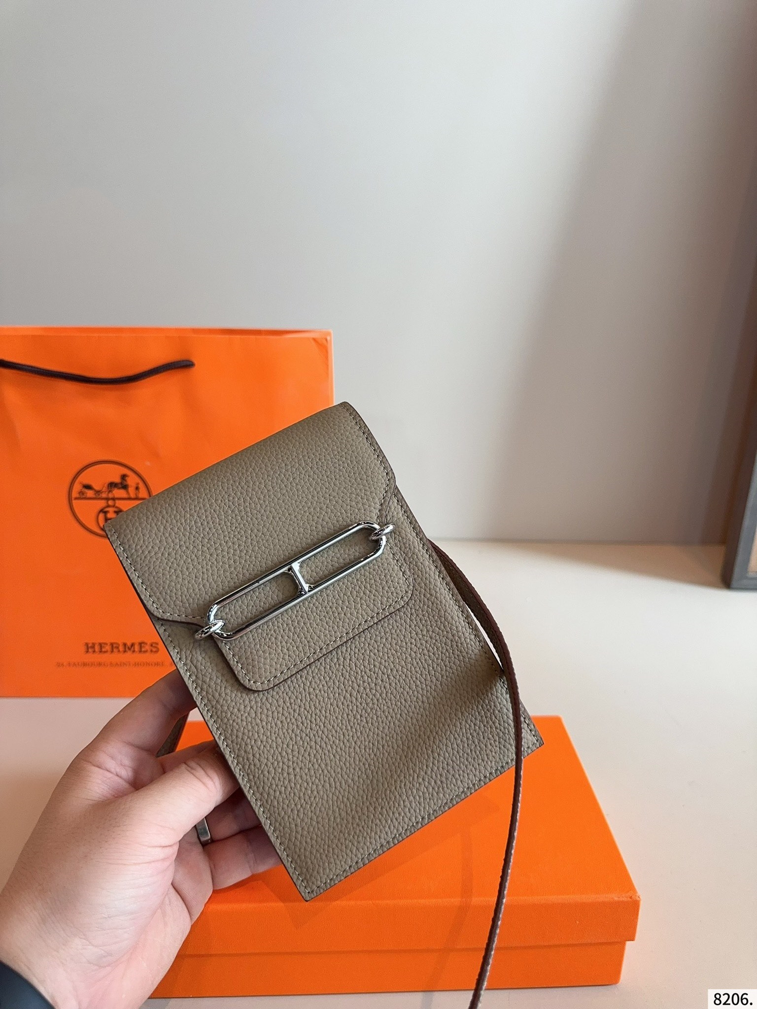 【HERMES旗艦店】エルメス  ショルダーバッグ シルバー金具 7カラー-BRAND OFF