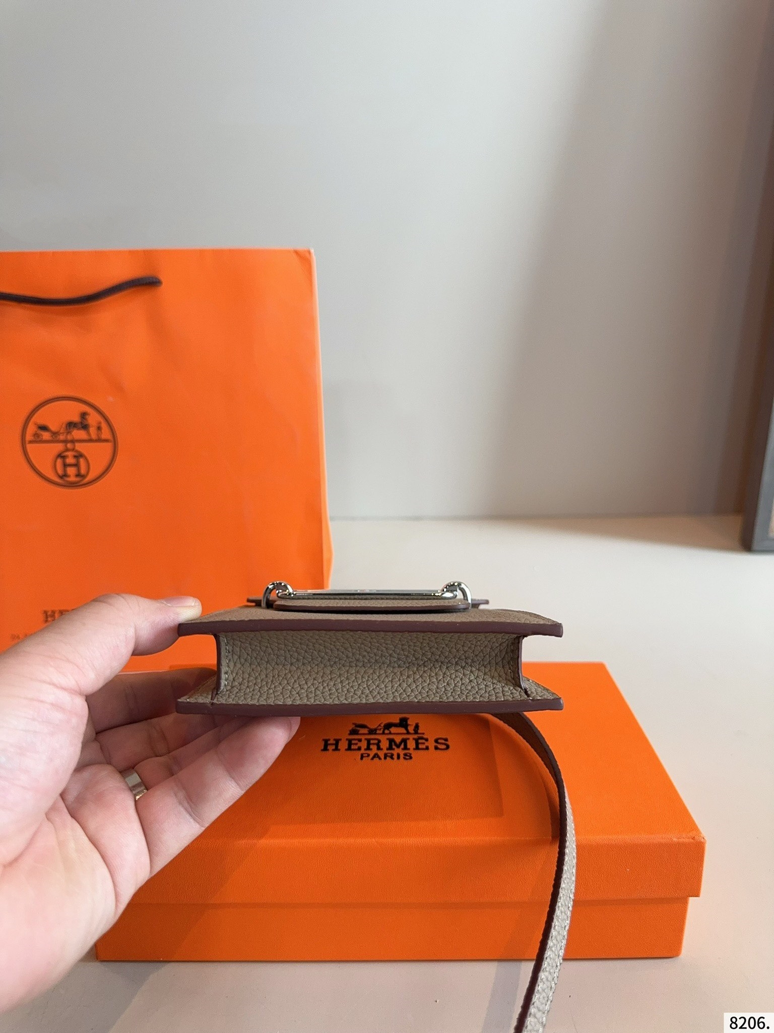 【HERMES旗艦店】エルメス  ショルダーバッグ シルバー金具 7カラー-BRAND OFF