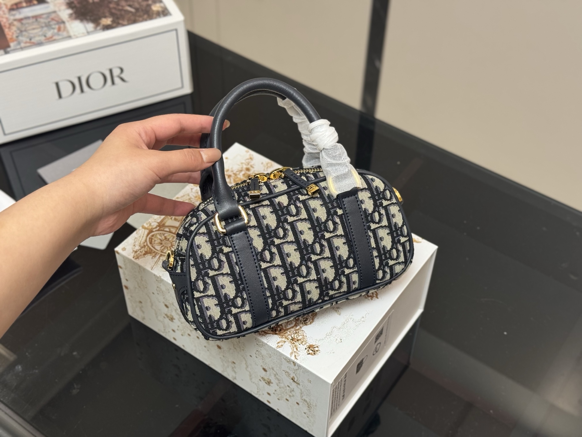【DIOR公式旗艦店】ディオール MINI vibe ショルダーバッグ-BRAND OFF