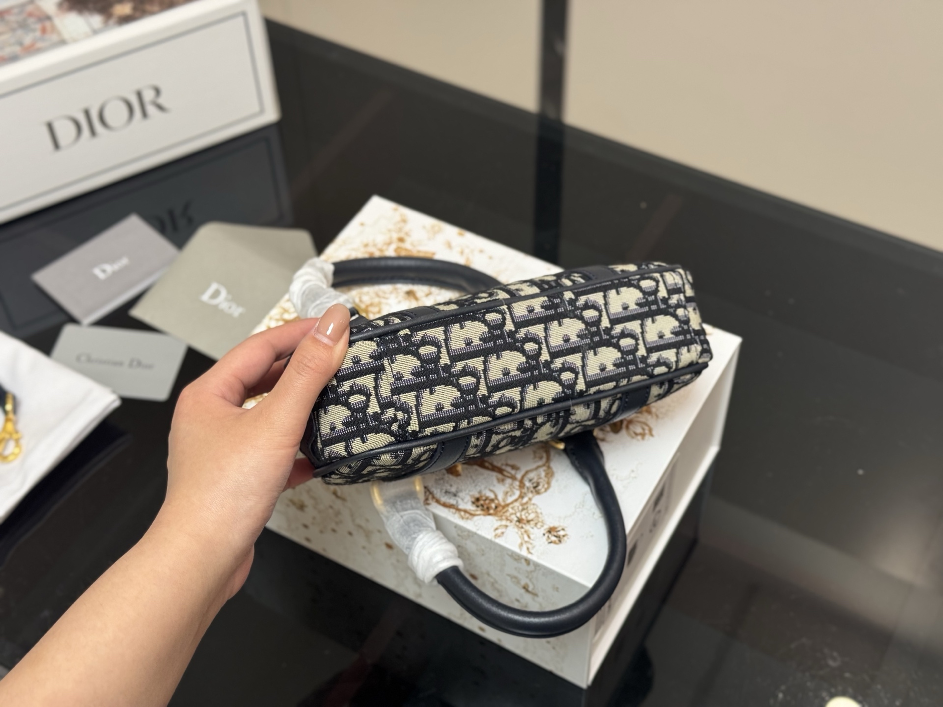 【DIOR公式旗艦店】ディオール MINI vibe ショルダーバッグ-BRAND OFF