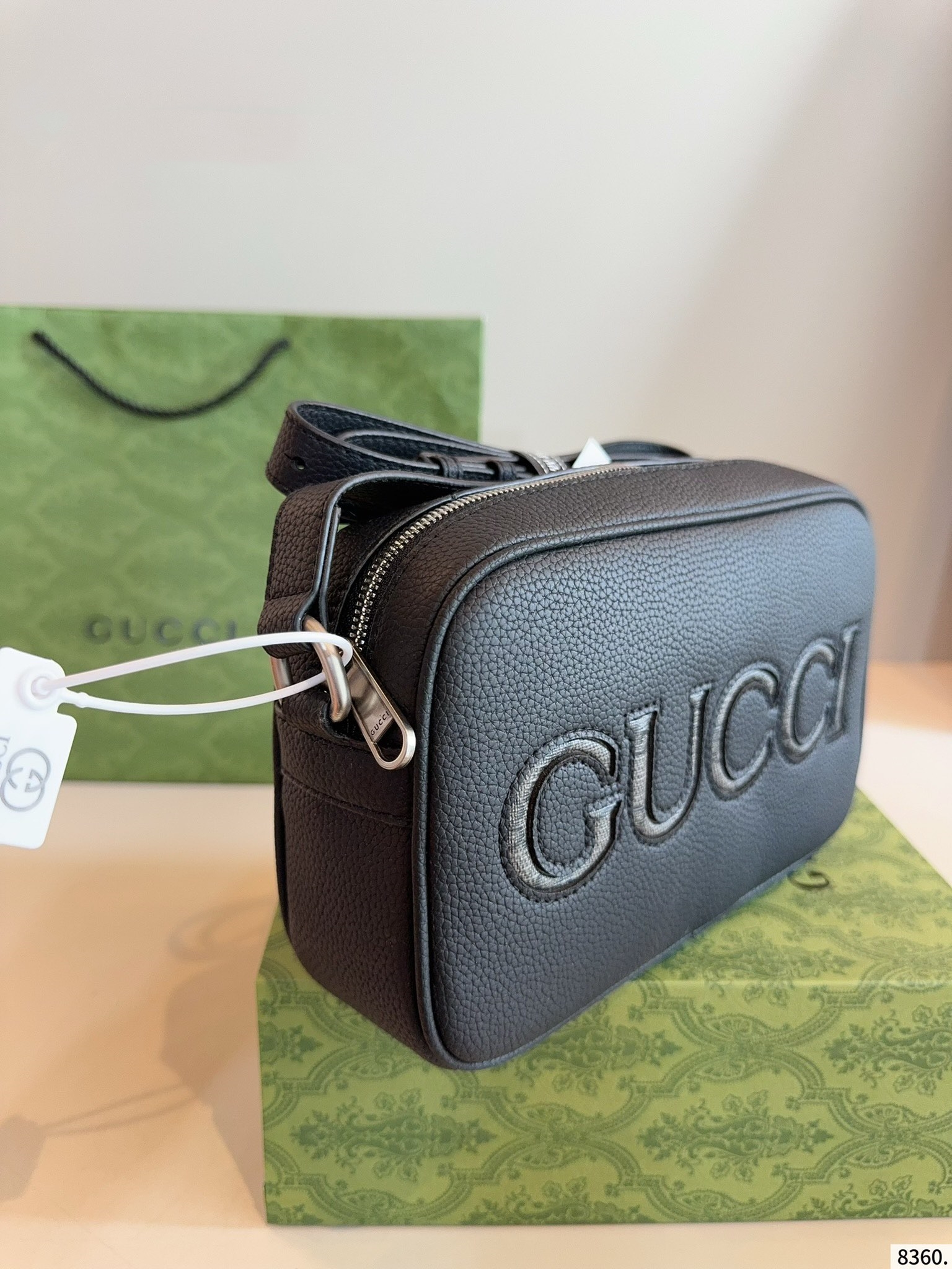 【GUCCI公式旗艦店】グッチ ★大人気 GG カメラバッグ-BRAND OFF