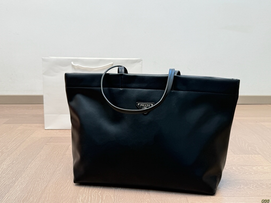 【PRADA公式旗艦店】プラダ トートバッグ ハンドバッグ-BRAND OFF