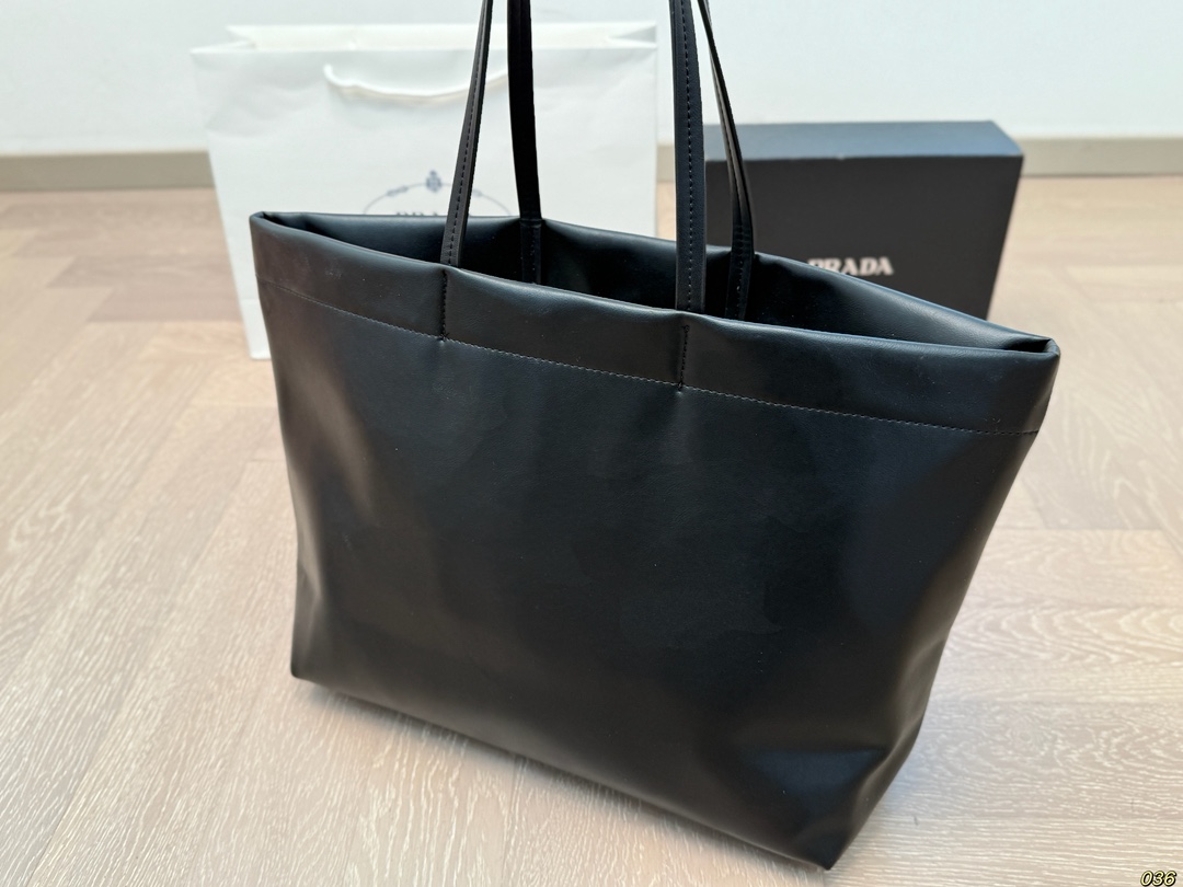 【PRADA公式旗艦店】プラダ トートバッグ ハンドバッグ-BRAND OFF