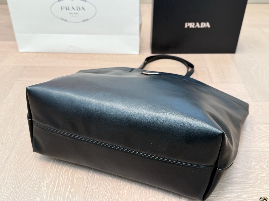 【PRADA公式旗艦店】プラダ トートバッグ ハンドバッグ-BRAND OFF