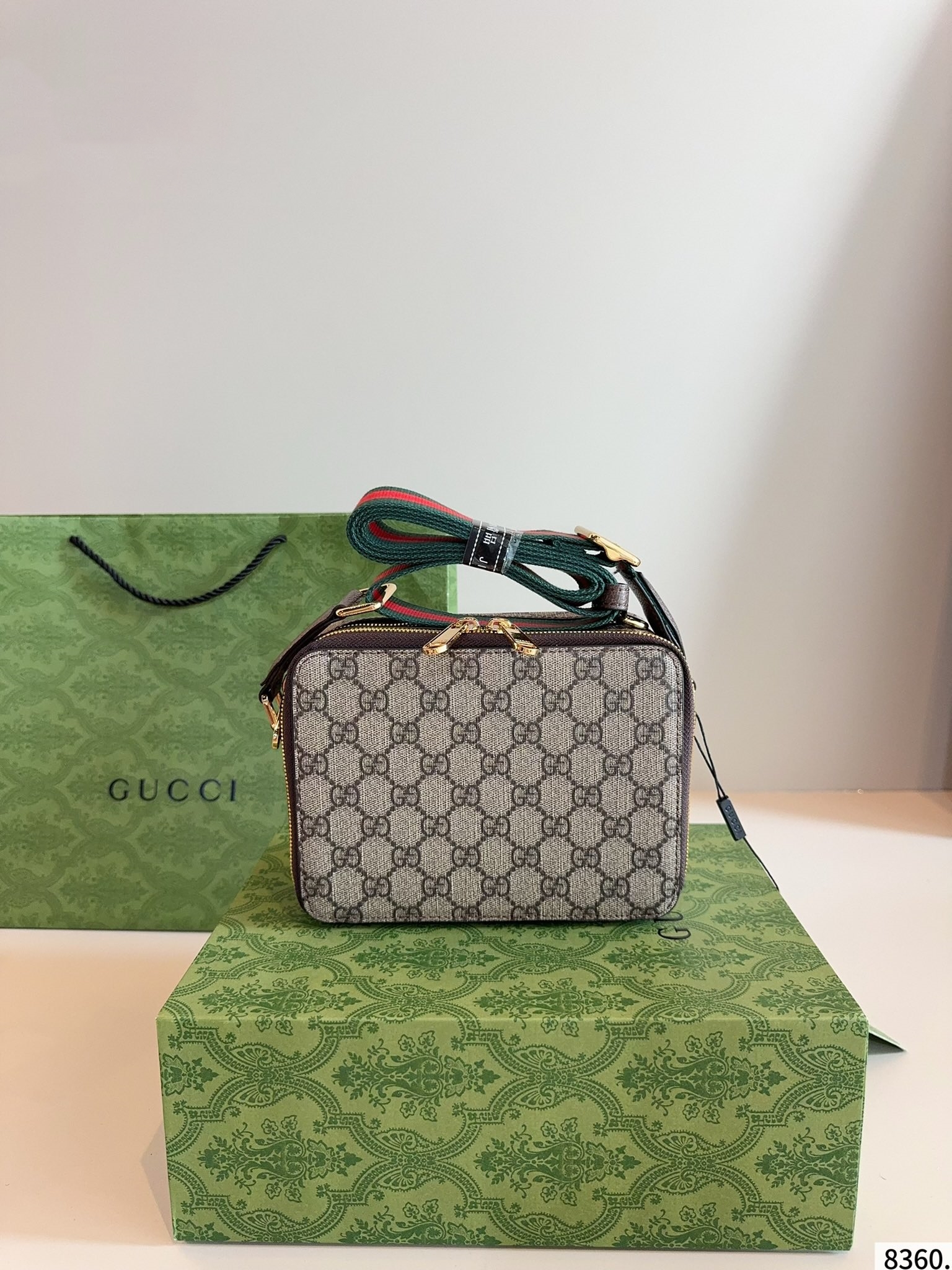 【GUCCI公式旗艦店】グッチ ★大人気 Marmont カメラバッグ-BRAND OFF