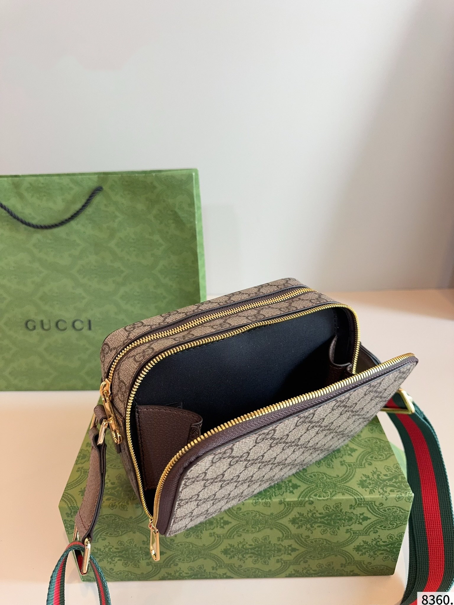 【GUCCI公式旗艦店】グッチ ★大人気 Marmont カメラバッグ-BRAND OFF