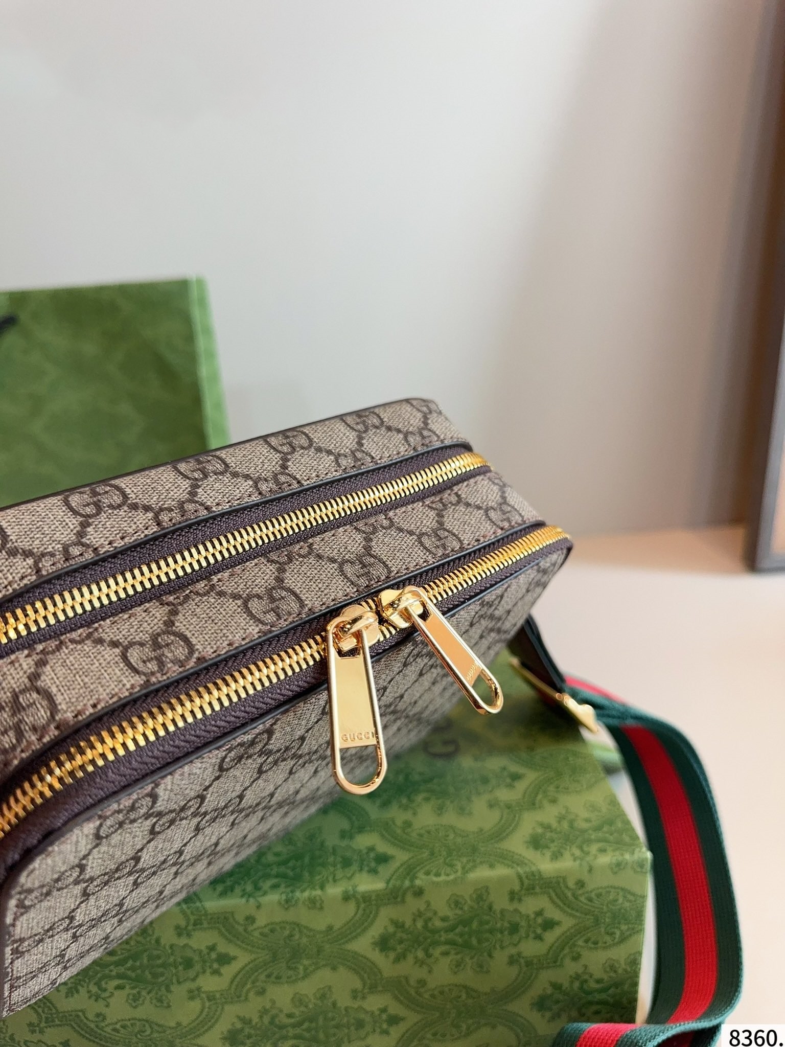 【GUCCI公式旗艦店】グッチ ★大人気 Marmont カメラバッグ-BRAND OFF