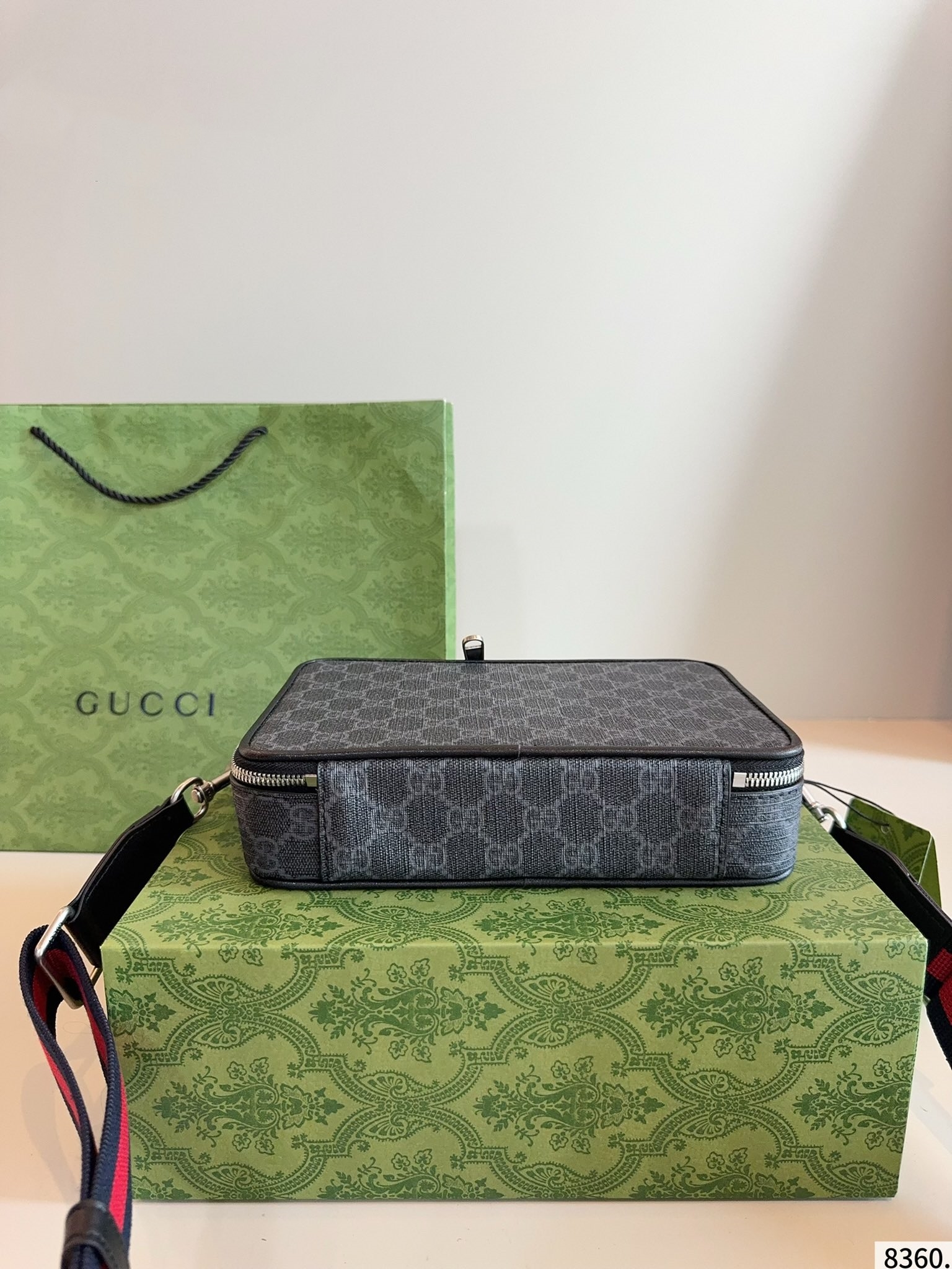 【GUCCI公式旗艦店】グッチ ★大人気 Marmont カメラバッグ-BRAND OFF