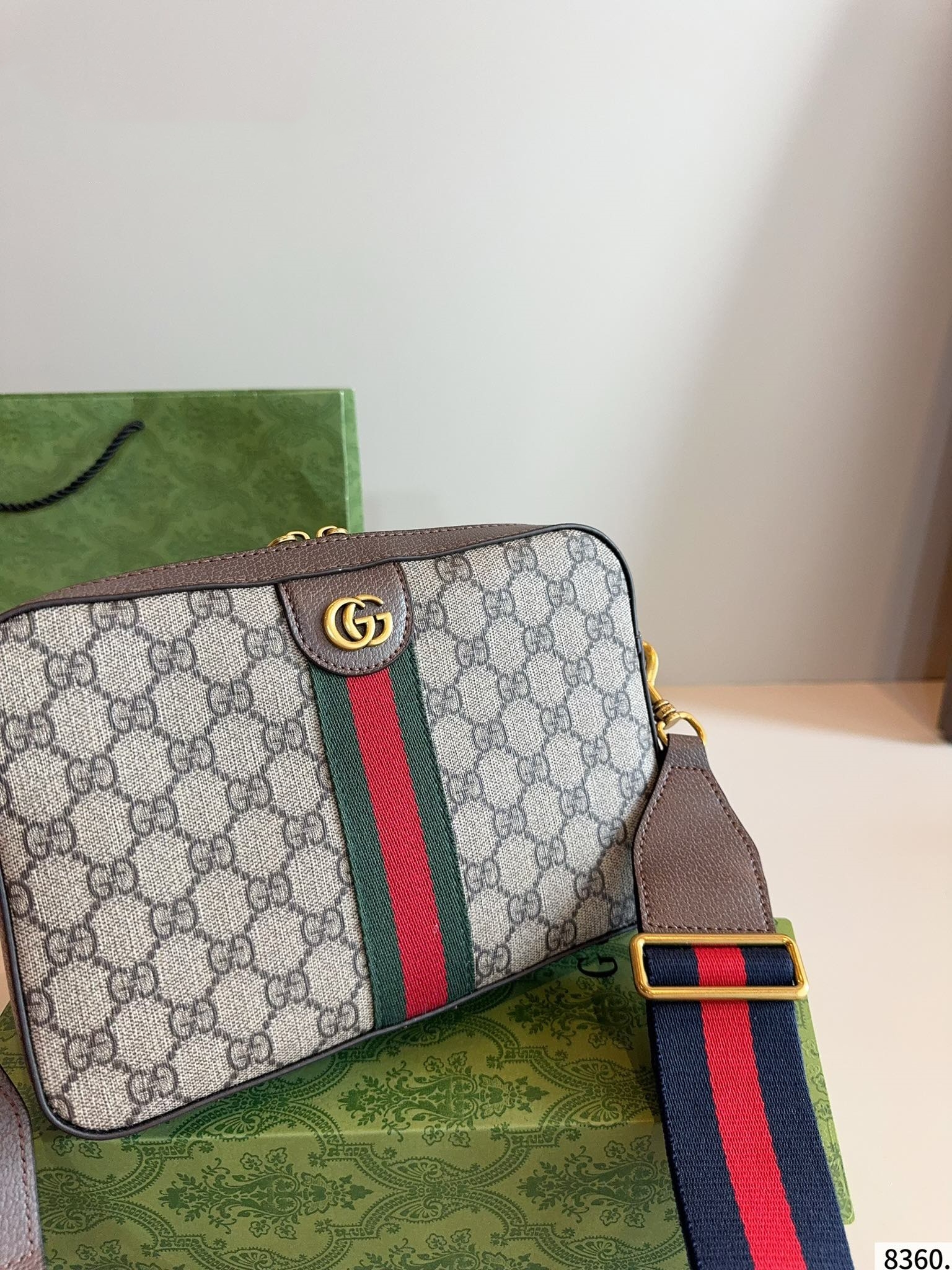 【GUCCI公式旗艦店】グッチ ★大人気 Marmont カメラバッグ-BRAND OFF
