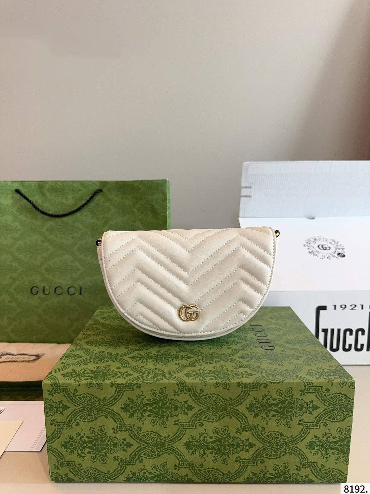 【GUCCI公式旗艦店】グッチ 1955 Marmont ショルダーバッグ ★超人気-BRAND OFF