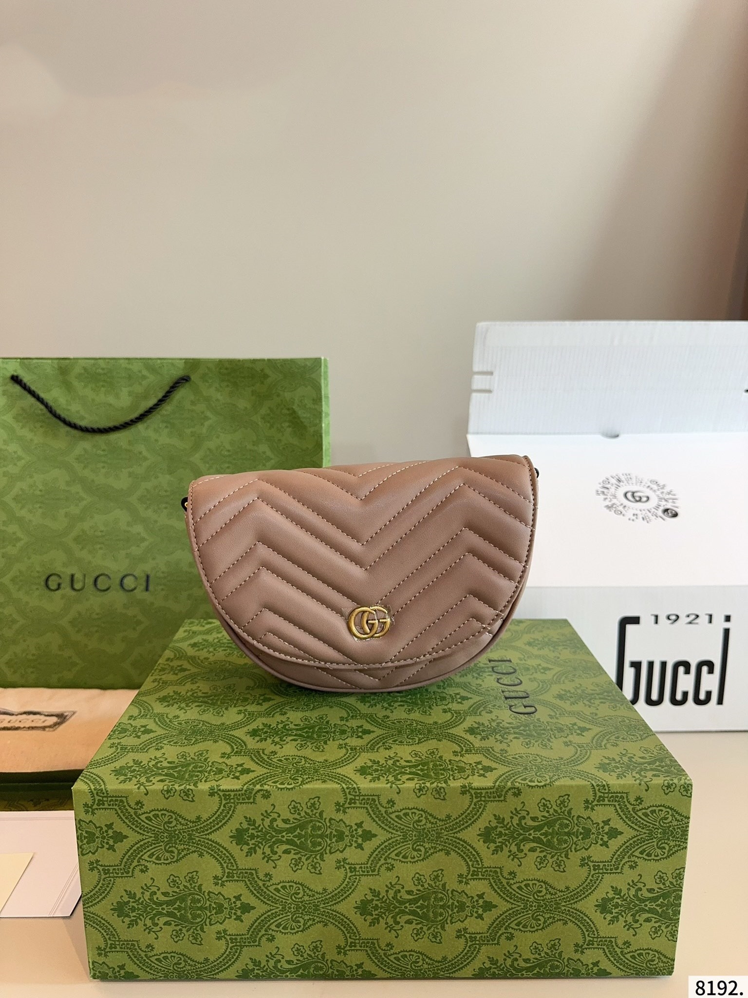 【GUCCI公式旗艦店】グッチ 1955 Marmont ショルダーバッグ ★超人気-BRAND OFF