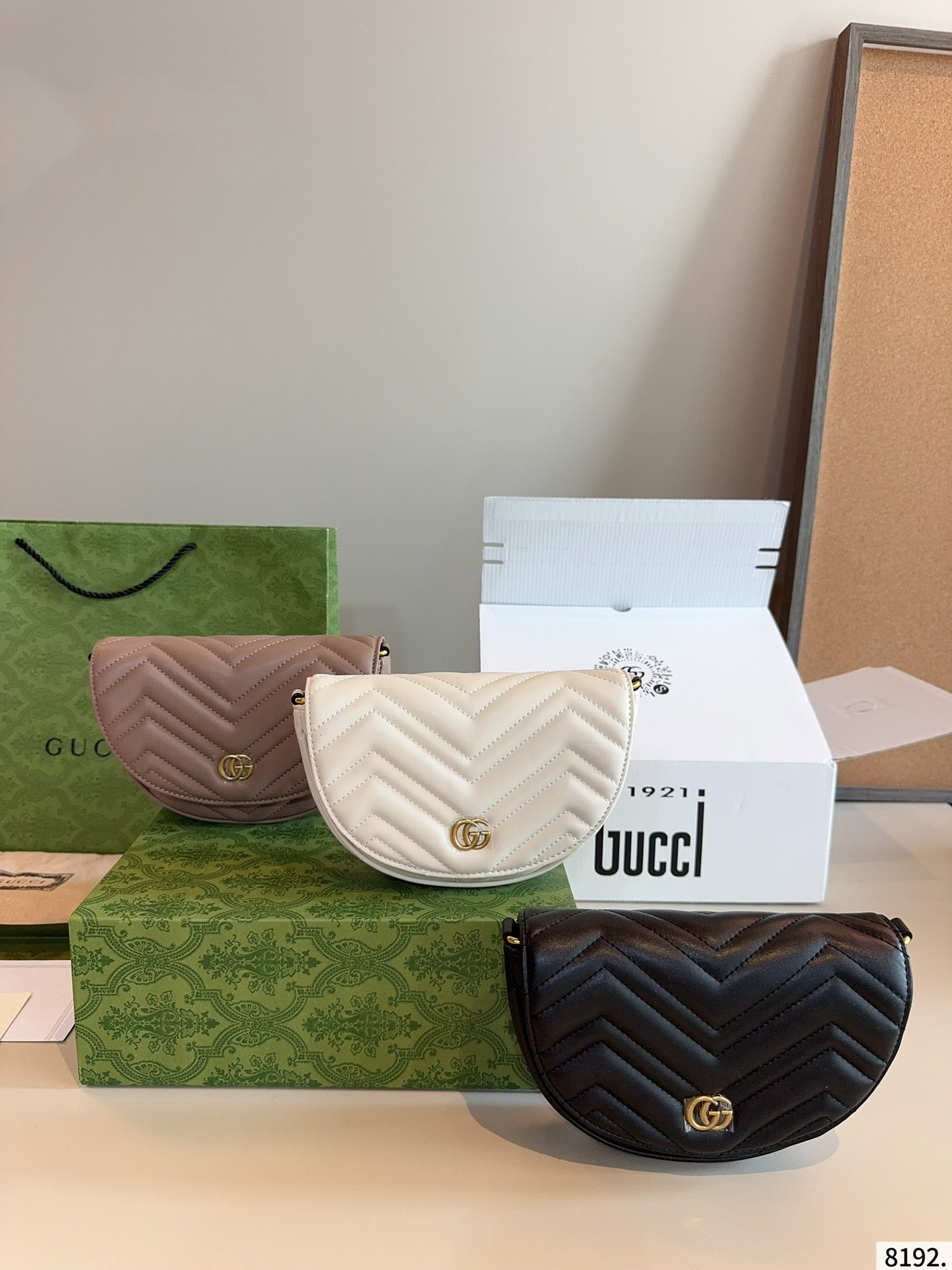 【GUCCI公式旗艦店】グッチ 1955 Marmont ショルダーバッグ ★超人気-BRAND OFF