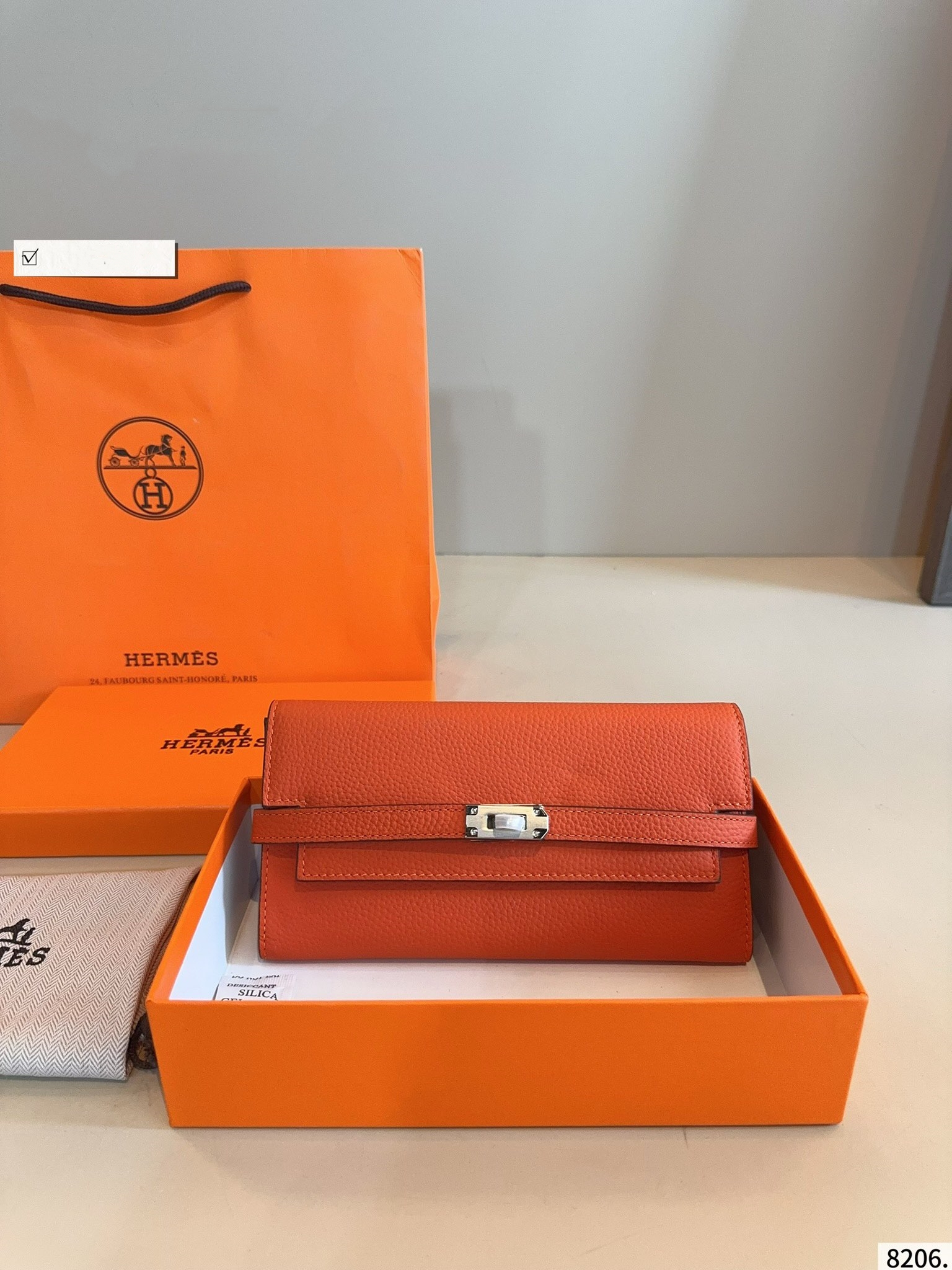 【HERMES公式旗艦店】エルメス 財布 シルバー金具  7カラー 20*10CM-BRAND OFF