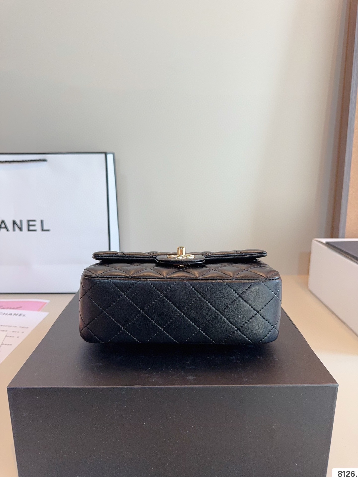 【CHANEL旗艦店】シャネル ★大人気 24A ショルダーバッグ-BRAND OFF
