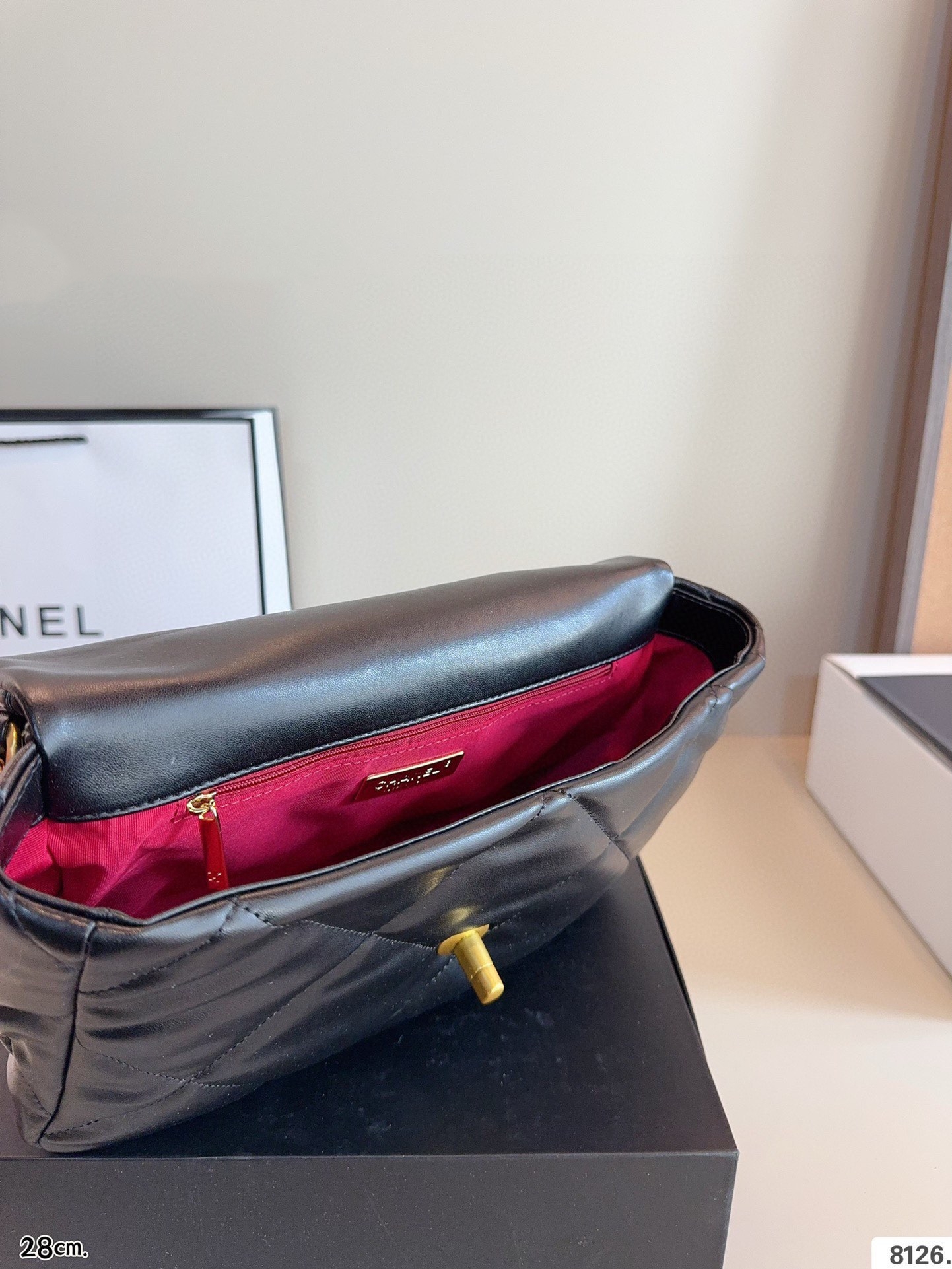 【CHANEL公式旗艦店】シャネル 19 bag チェーンバッグ-BRAND OFF