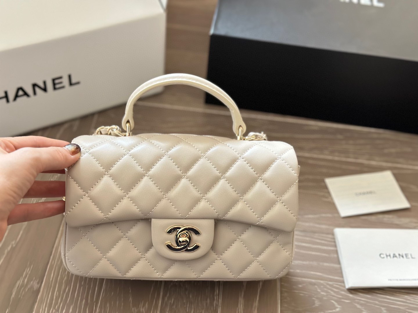 【CHANEL公式旗艦店】シャネル HANDLE ハンドバッグ-BRAND OFF