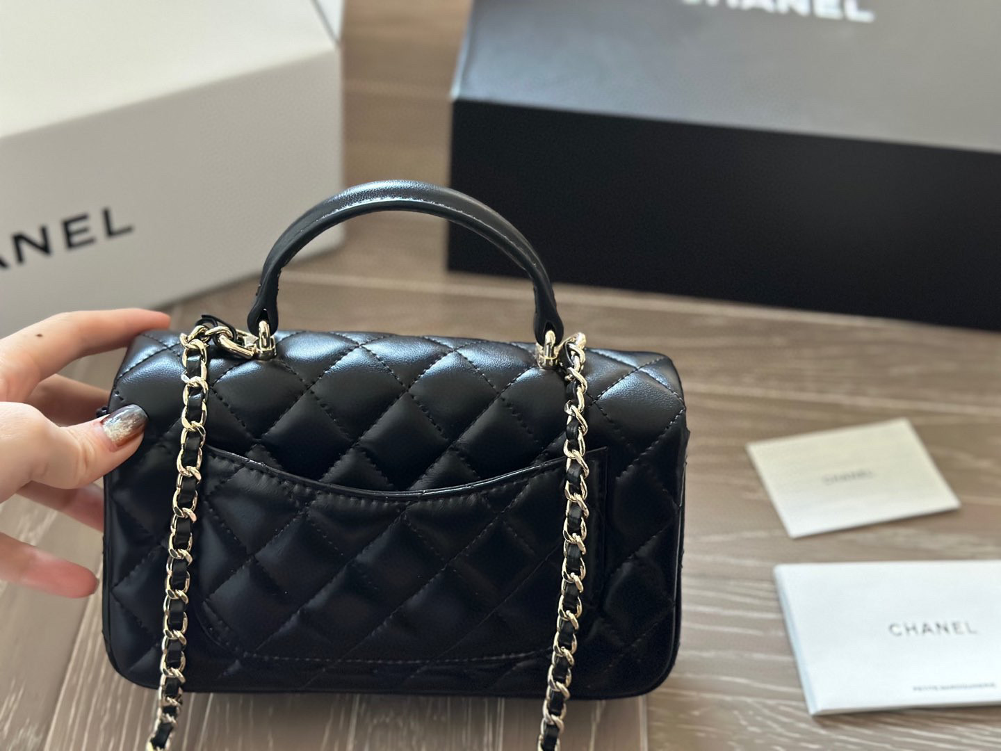 【CHANEL公式旗艦店】シャネル HANDLE ハンドバッグ-BRAND OFF