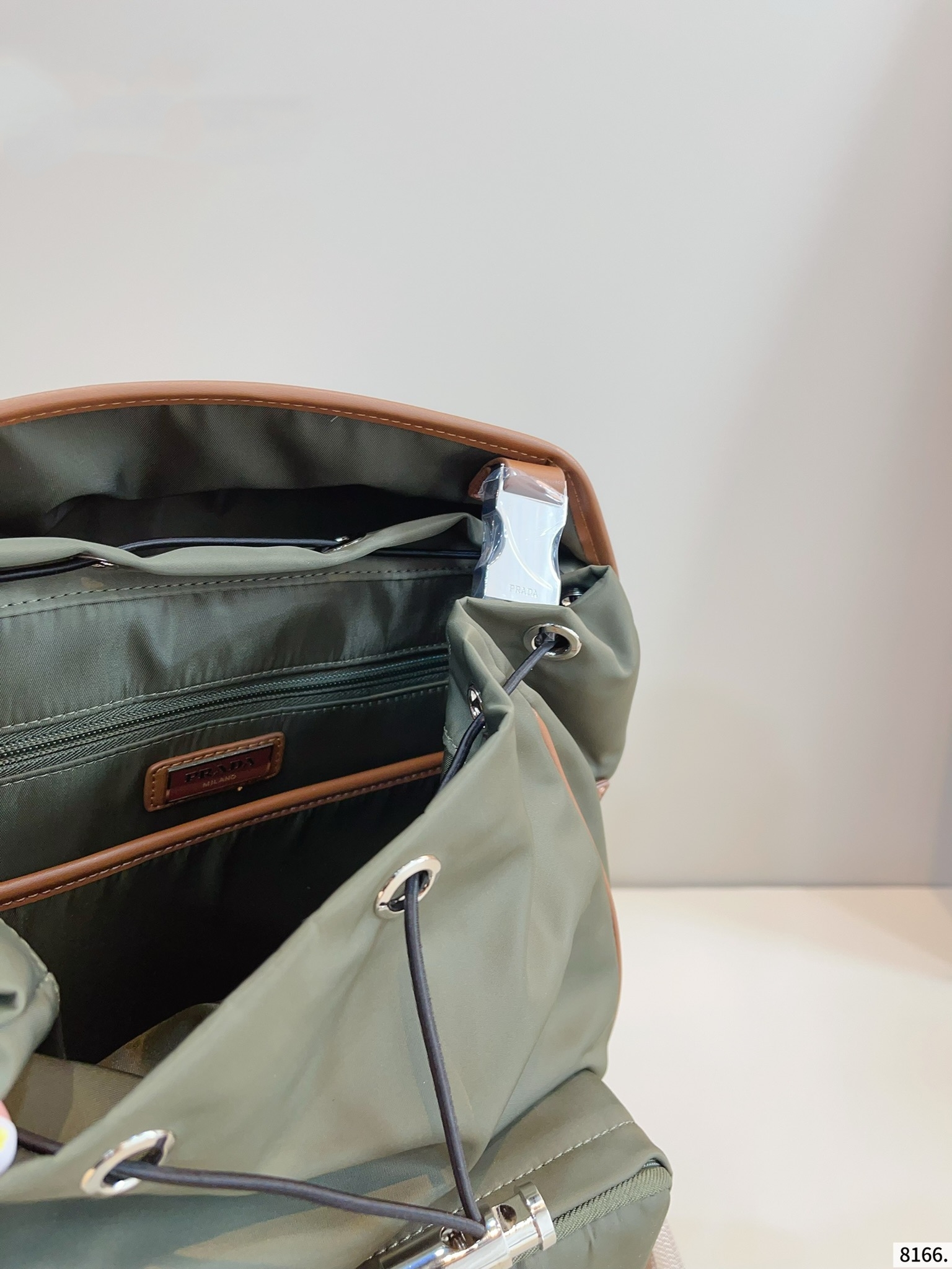 【PRADA公式旗艦店】プラダ Re-Nylon バックパック-BRAND OFF