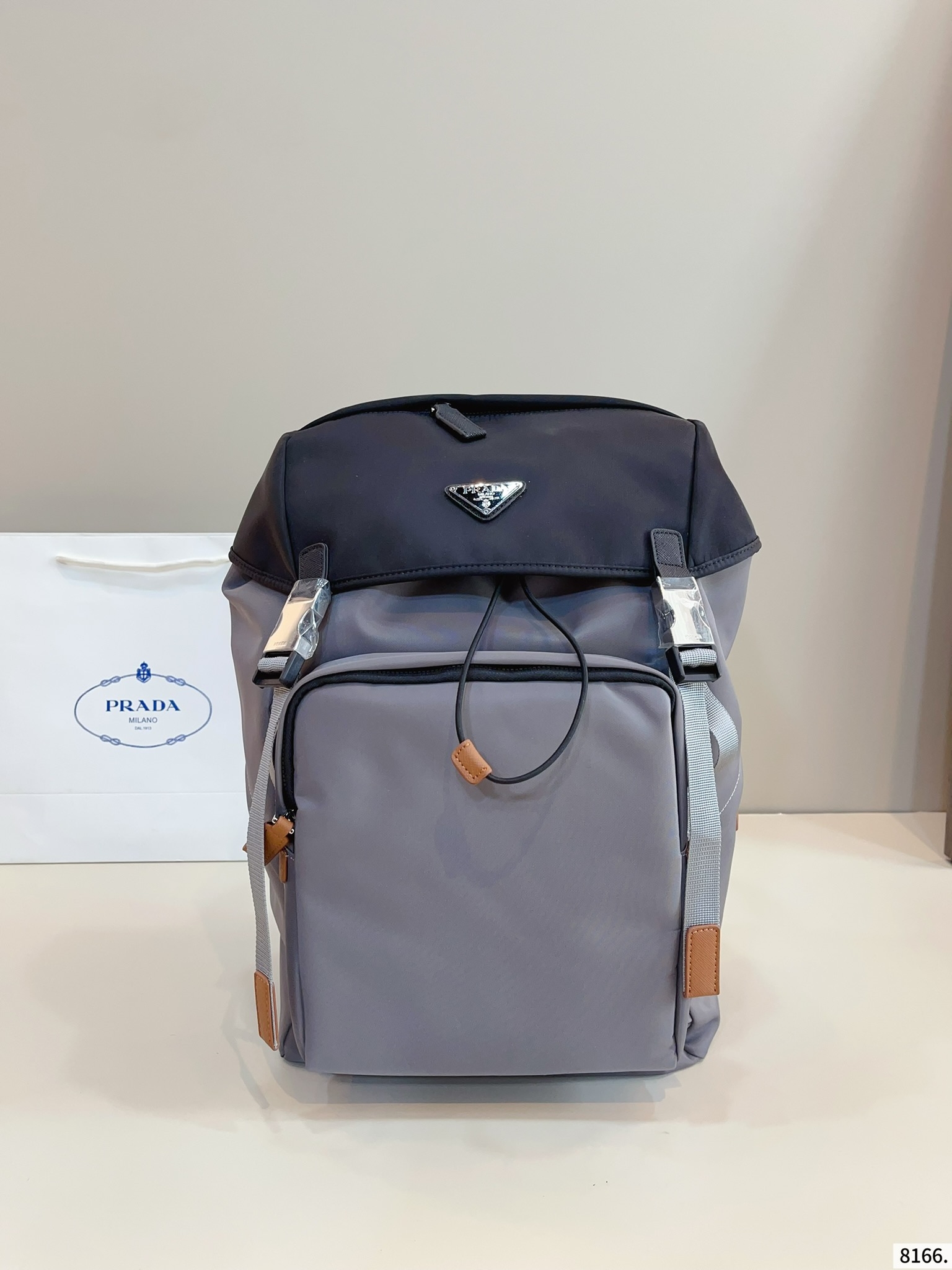 【PRADA公式旗艦店】プラダ Re-Nylon バックパック-BRAND OFF