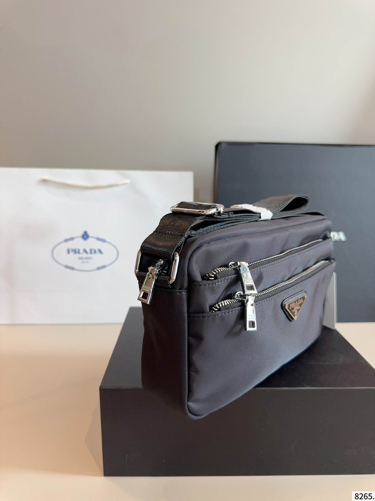 【PRADA公式旗艦店】プラダ ショルダーバッグ★大人気定番商品-BRAND OFF