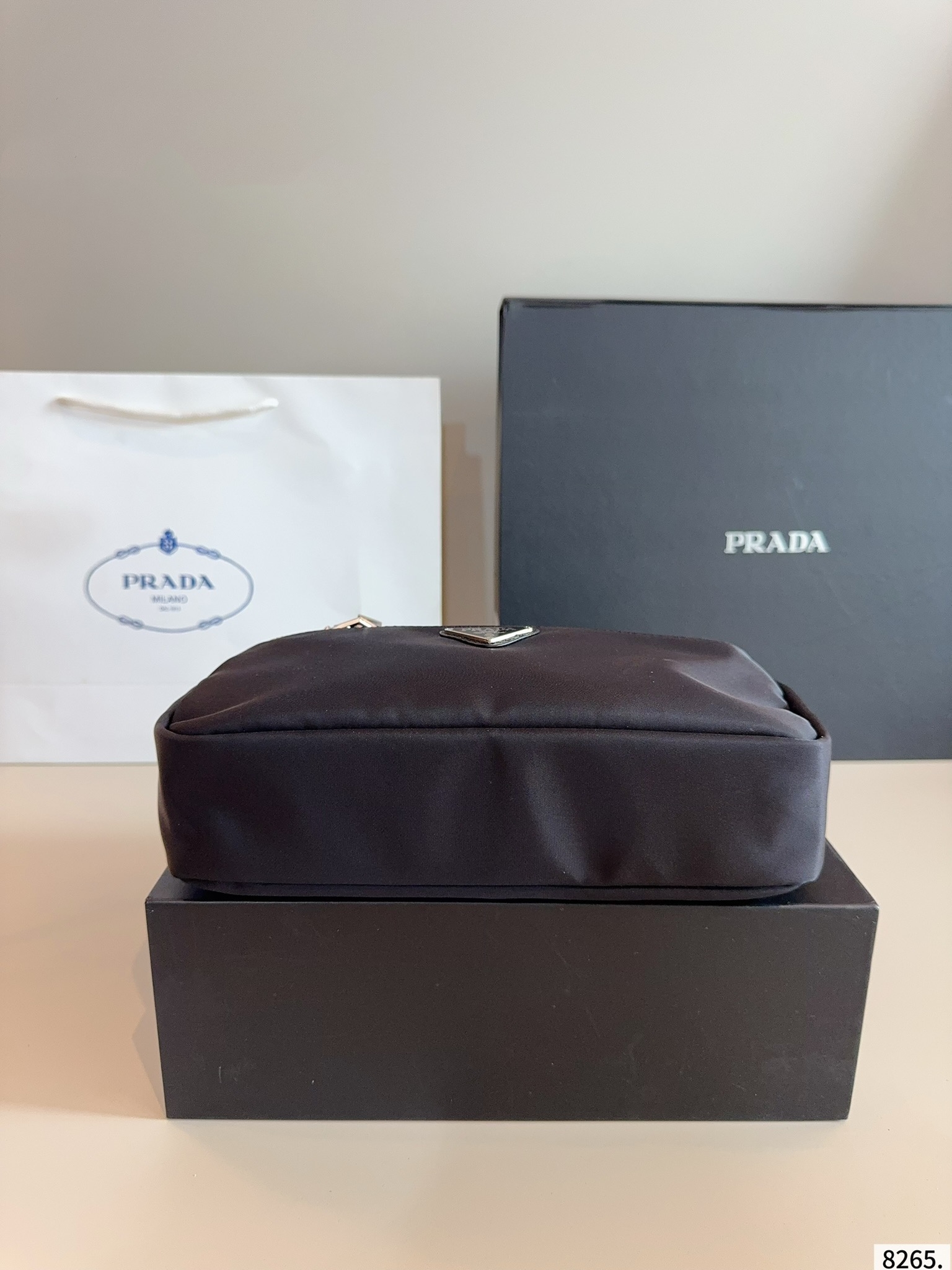【PRADA公式旗艦店】プラダ ショルダーバッグ★大人気定番商品-BRAND OFF