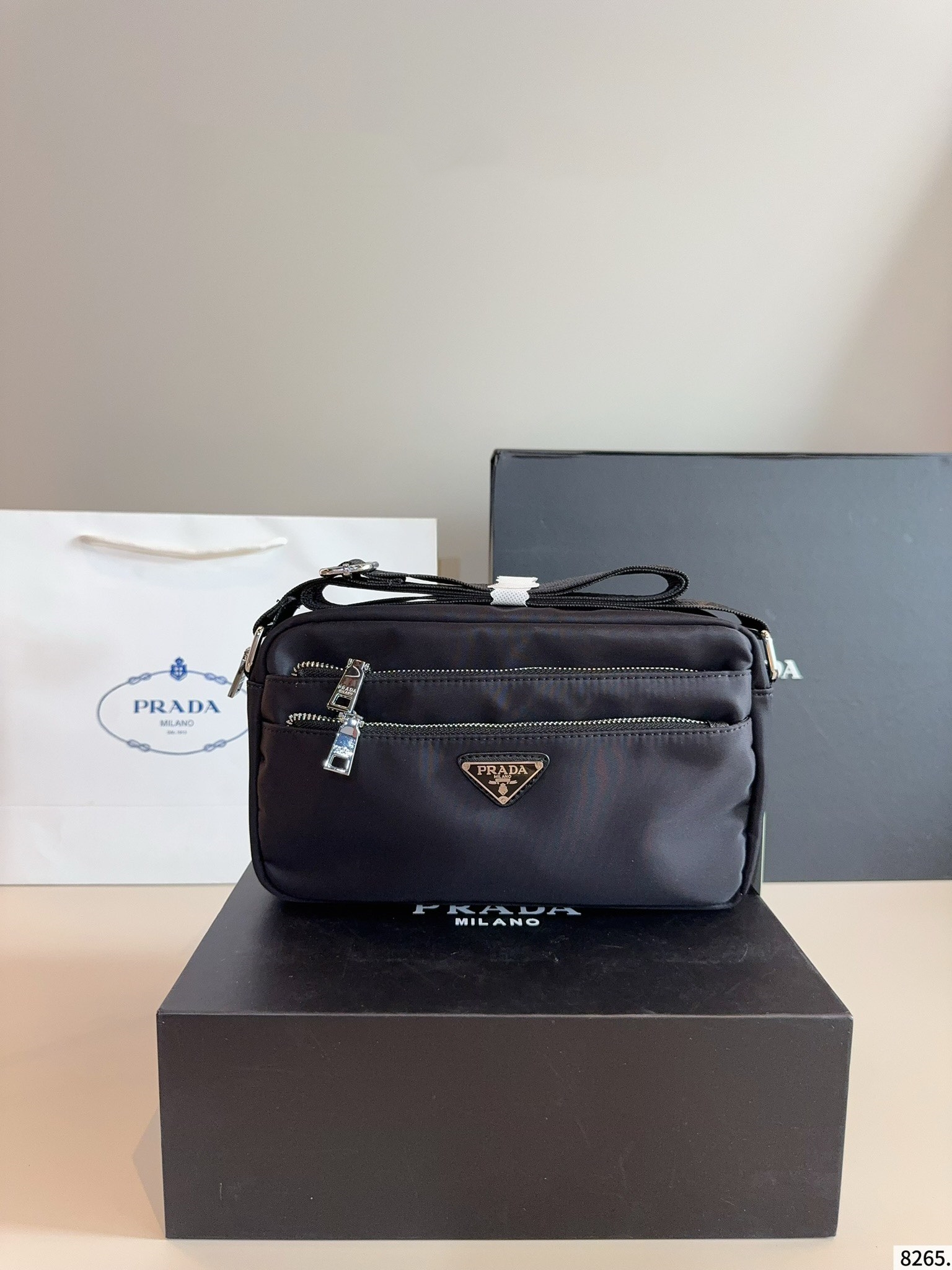 【PRADA公式旗艦店】プラダ ショルダーバッグ★大人気定番商品-BRAND OFF