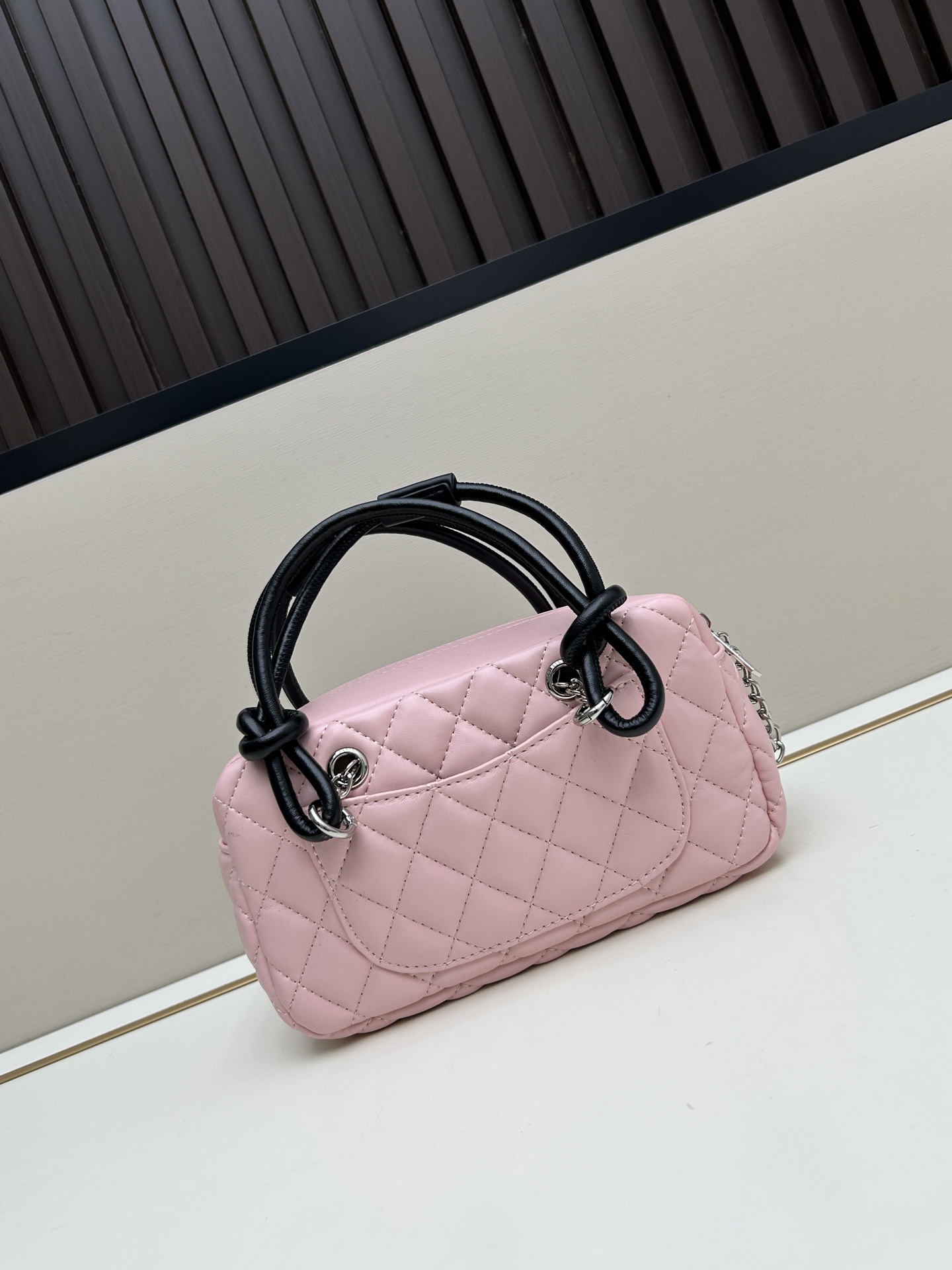 【CHANEL公式旗艦店】シャネル MINI ハンドバッグ-BRAND OFF