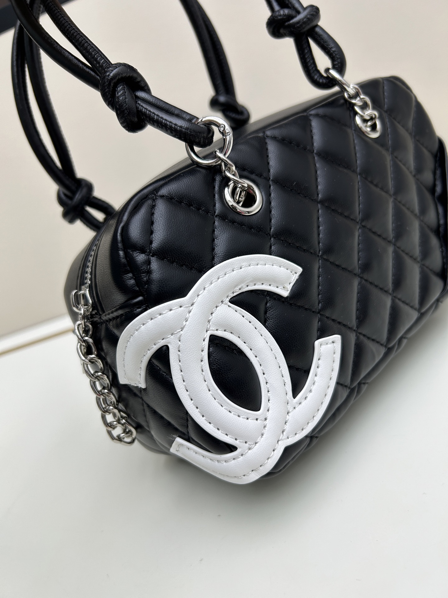 【CHANEL公式旗艦店】シャネル MINI ハンドバッグ-BRAND OFF