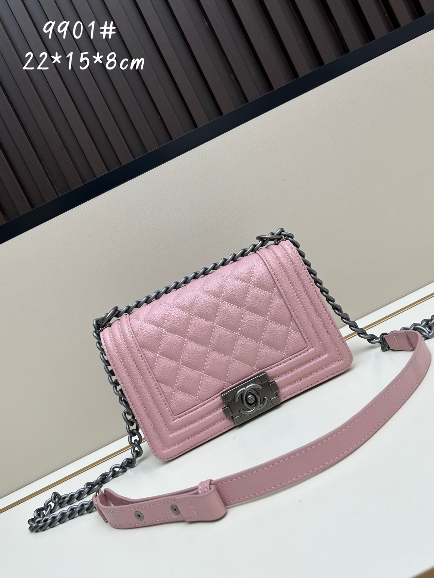 【CHANEL公式旗艦店】シャネル Leboy クロスボディバッグ-BRAND OFF