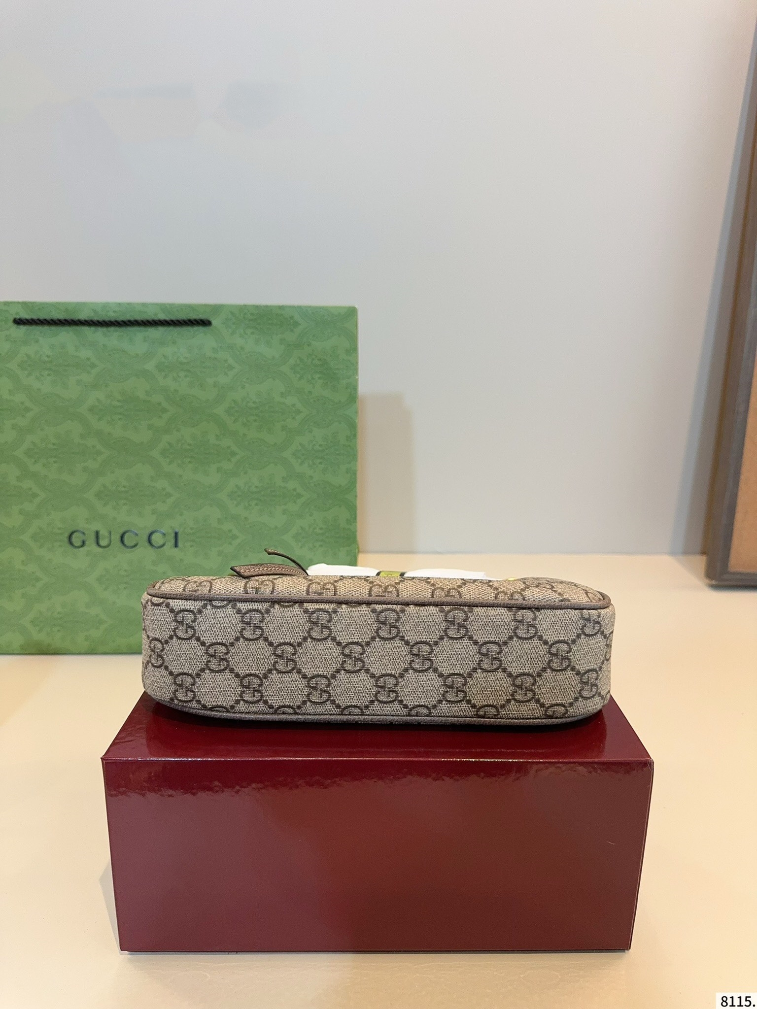 【GUCCI旗艦店】グッチ Ophidia ショルダーバッグ★人気商品★-BRAND OFF