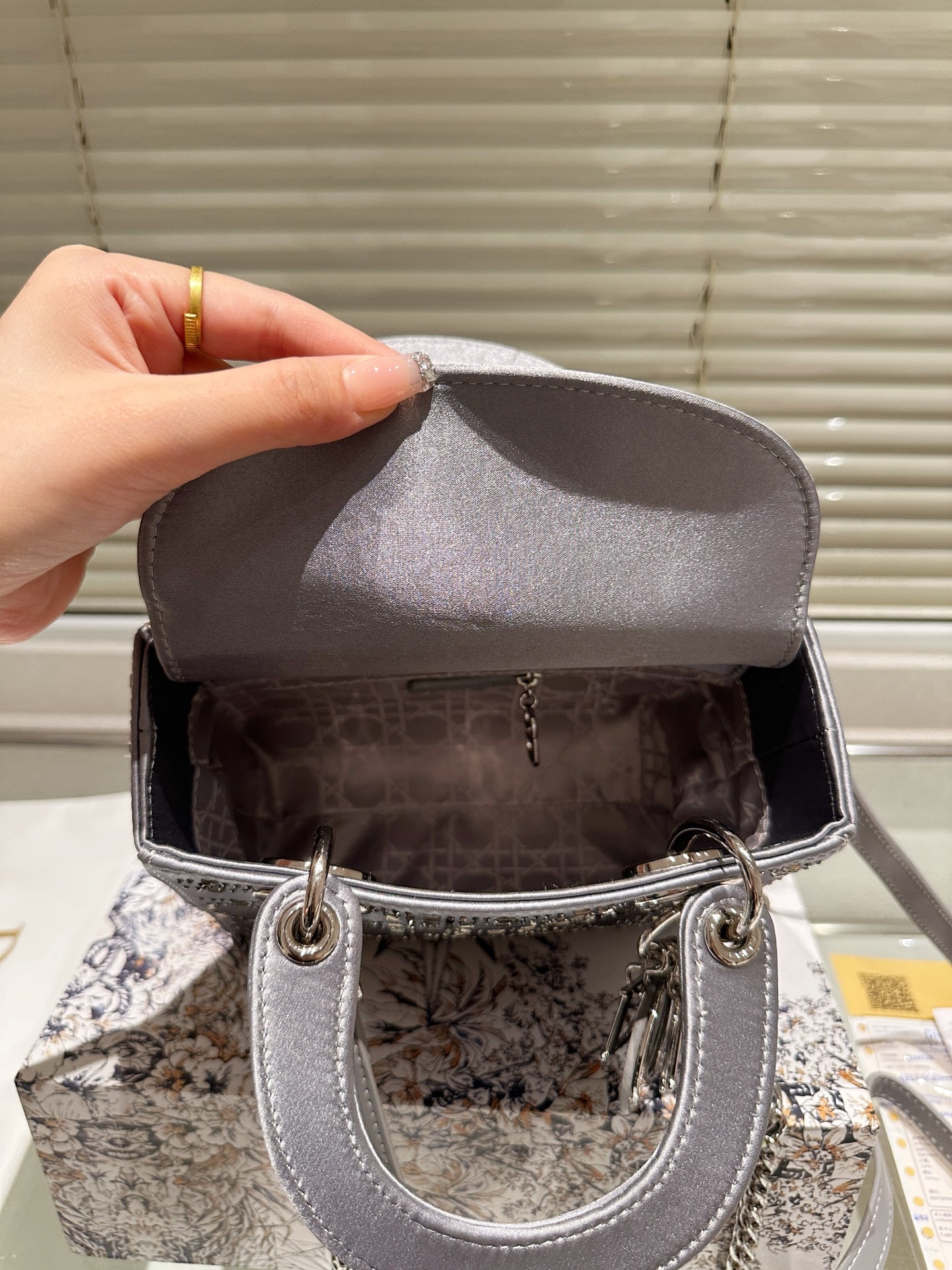 【DIOR公式旗艦店】ディオール Lady ハンドバッグ ショルダーバッグ-BRAND OFF